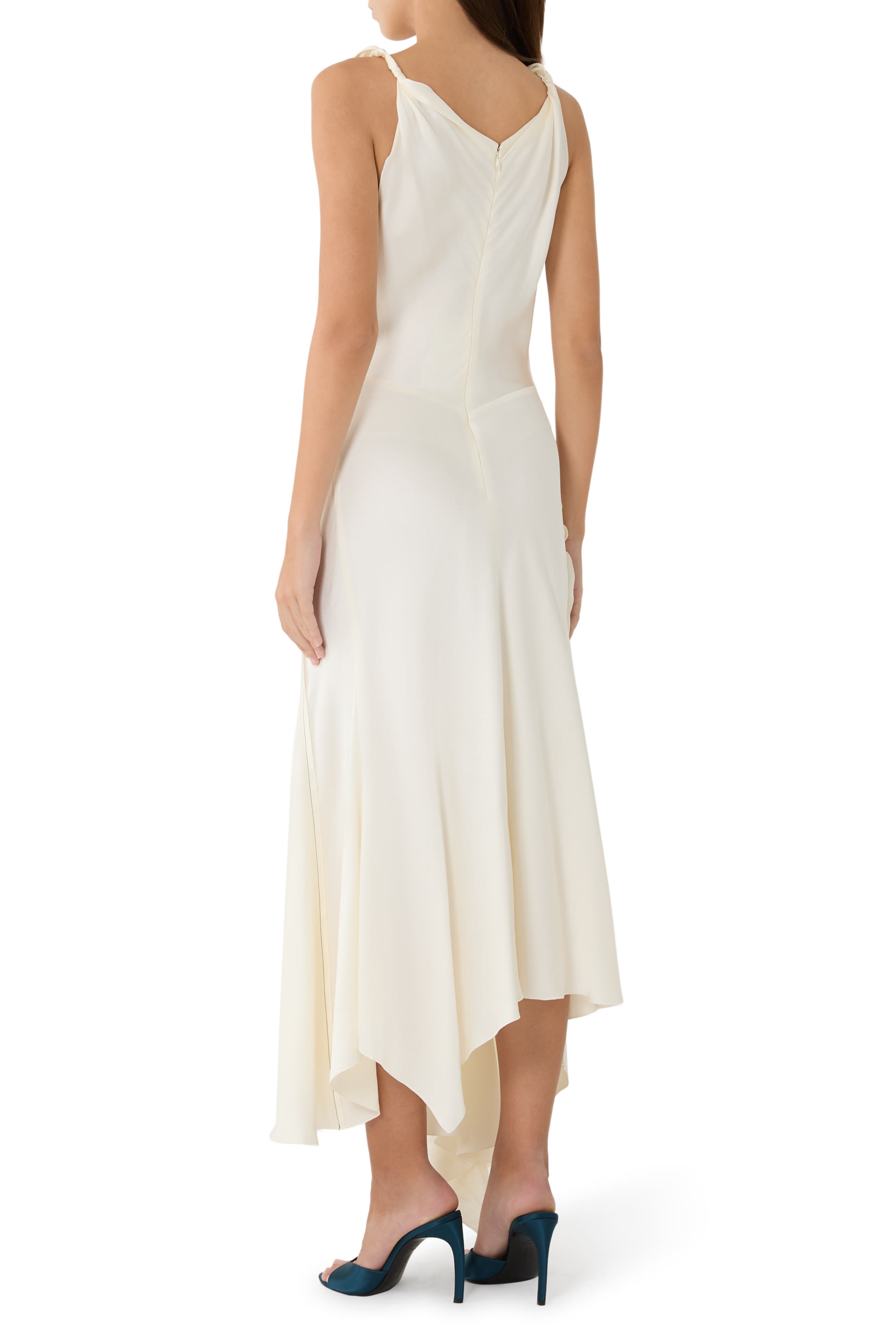 فستان بوسي متوسط الطول