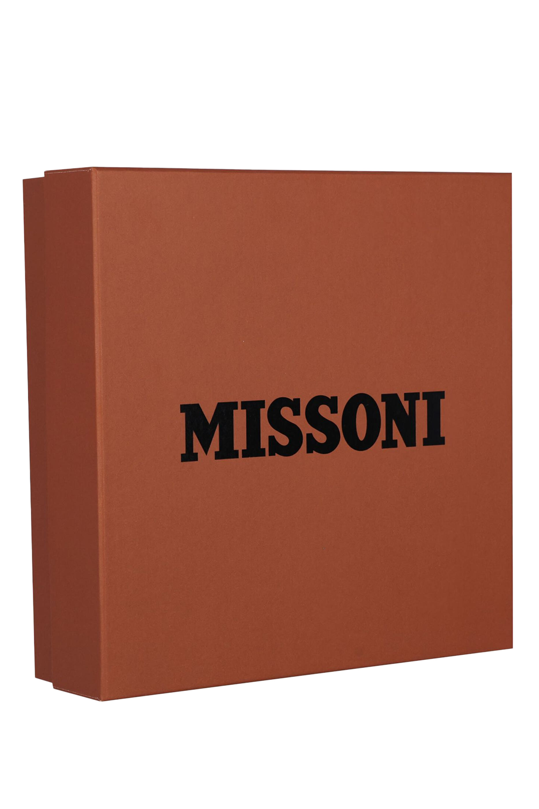 طقم بشعار الماركة وطبعة خطوط متعرجة للأطفال