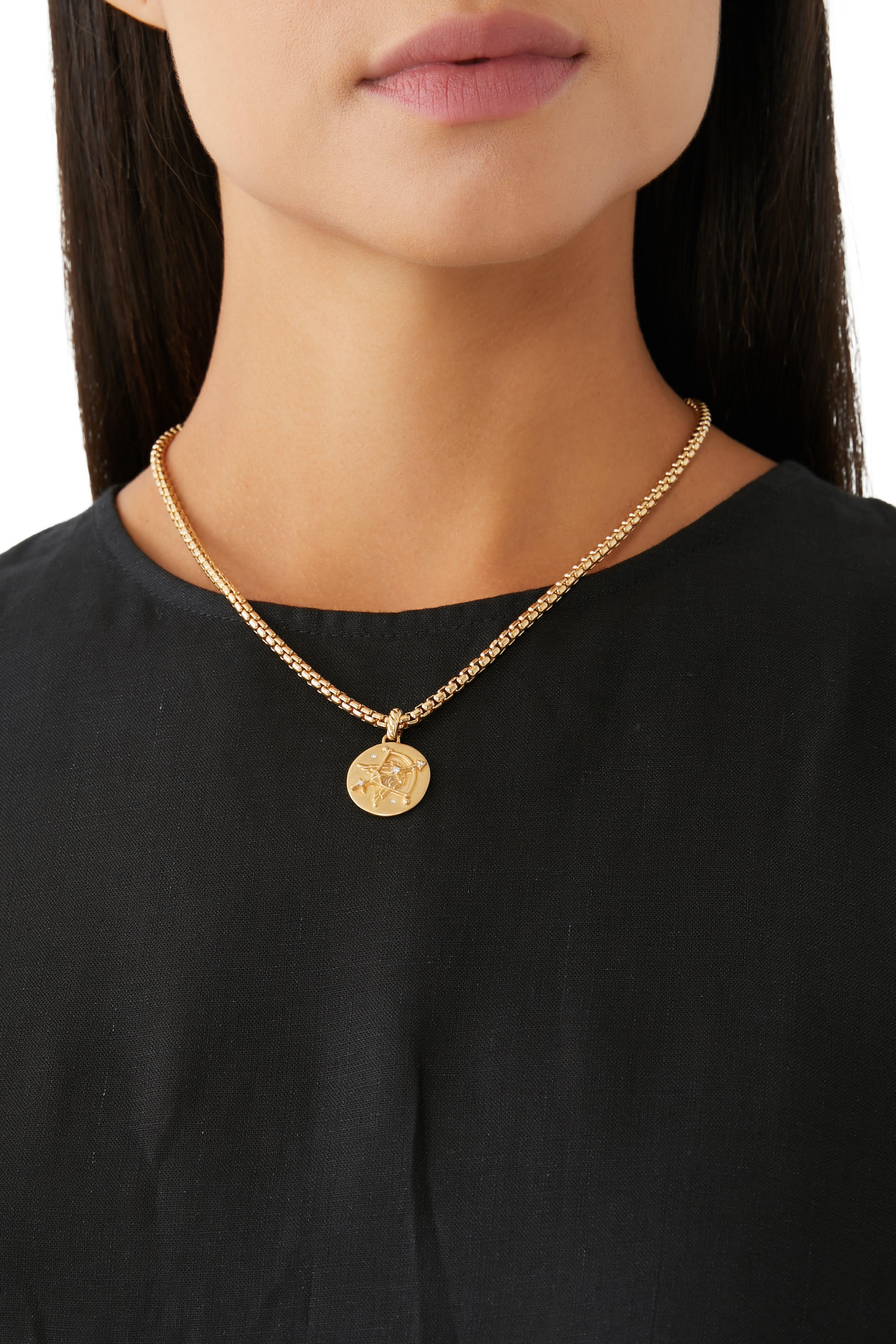 دلاية بتصميم شعار برج القوس مرصعة بالماس ذهب أصفر عيار 18