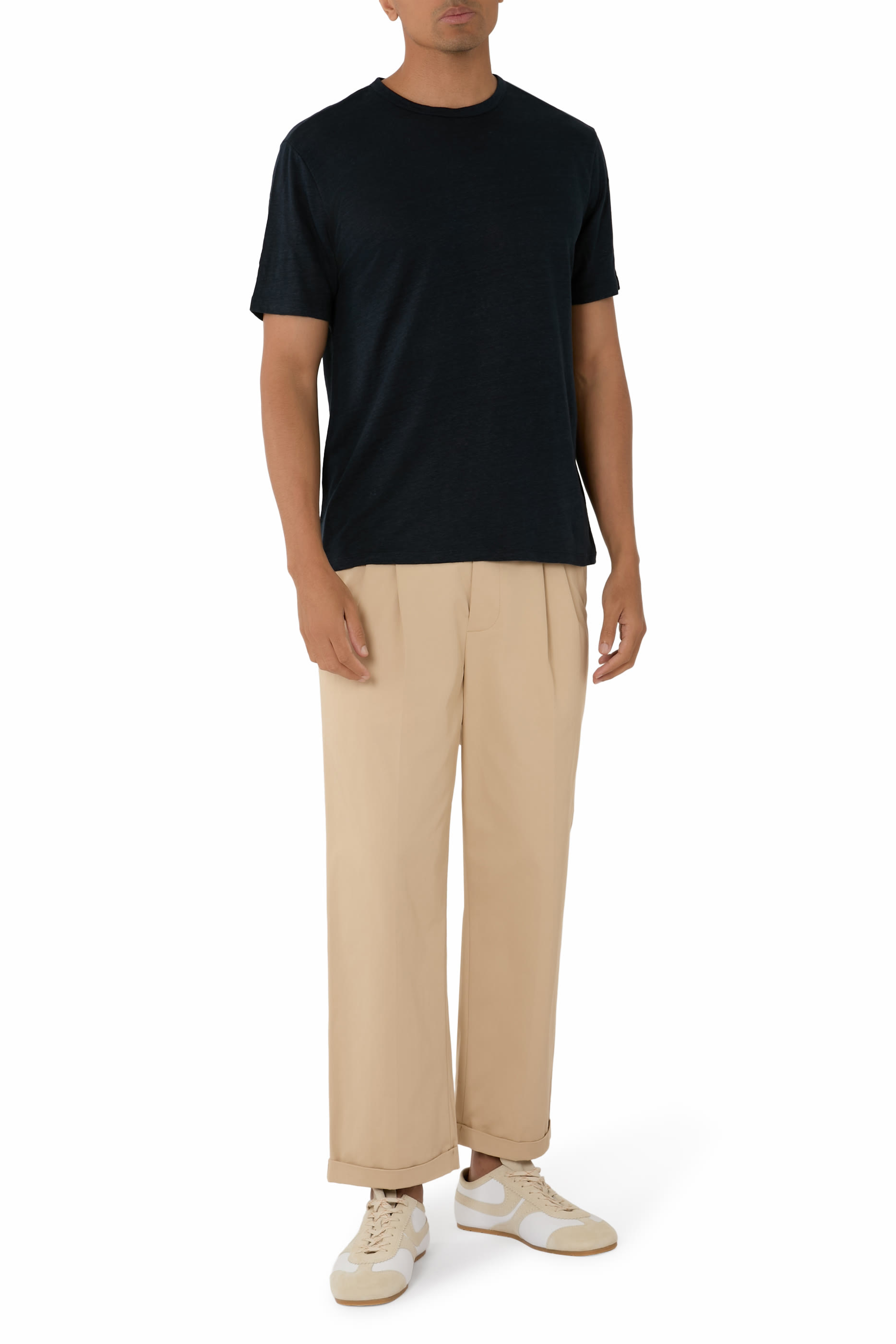 تيشيرت بياقة ضيقة كتان