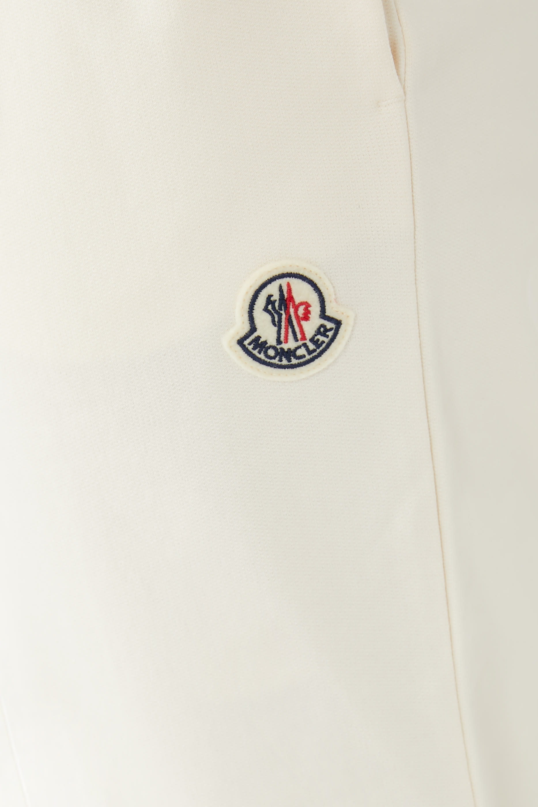 بنطال رياضي برقعة بشعار الماركة