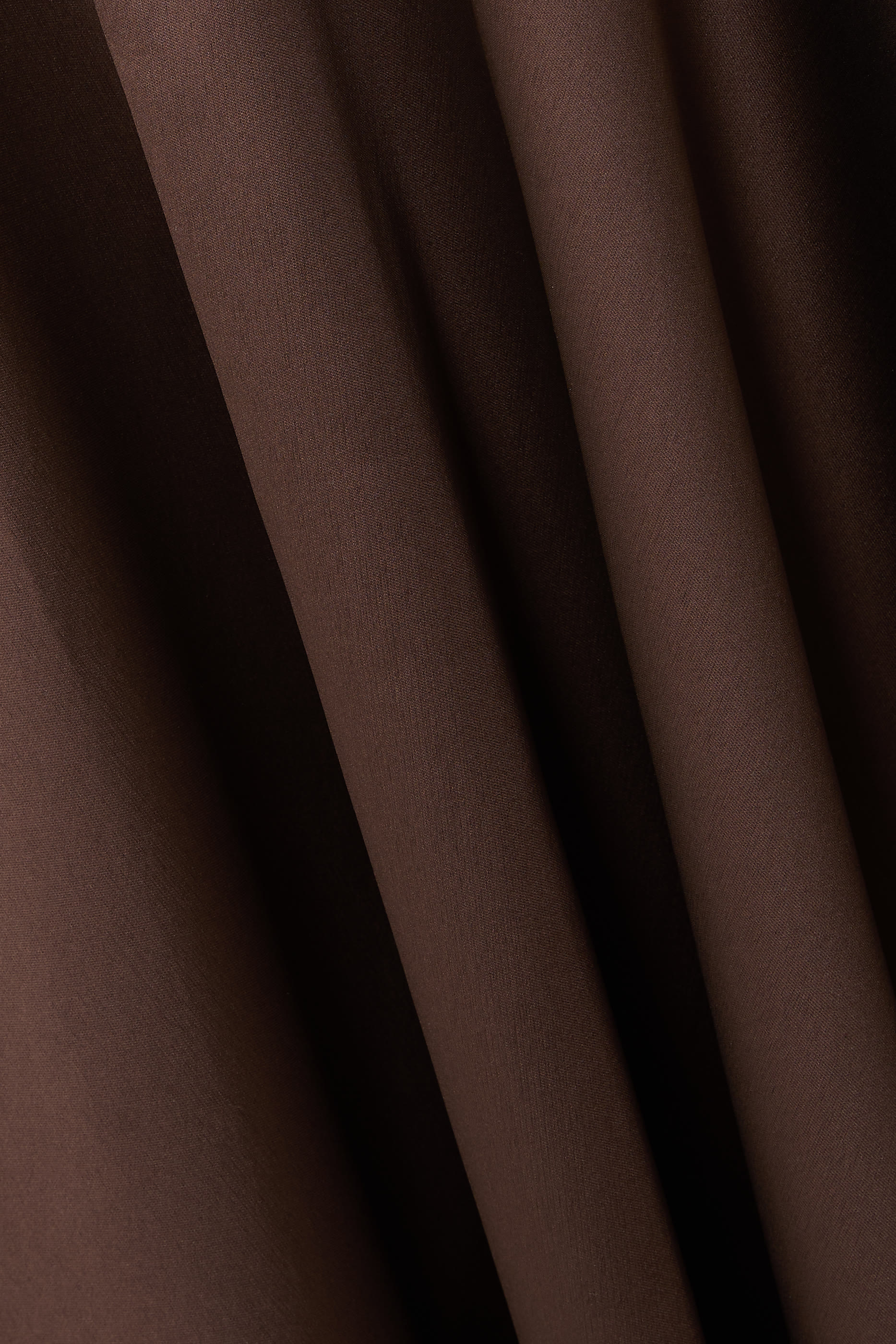 فستان سهرة بلا حمالات