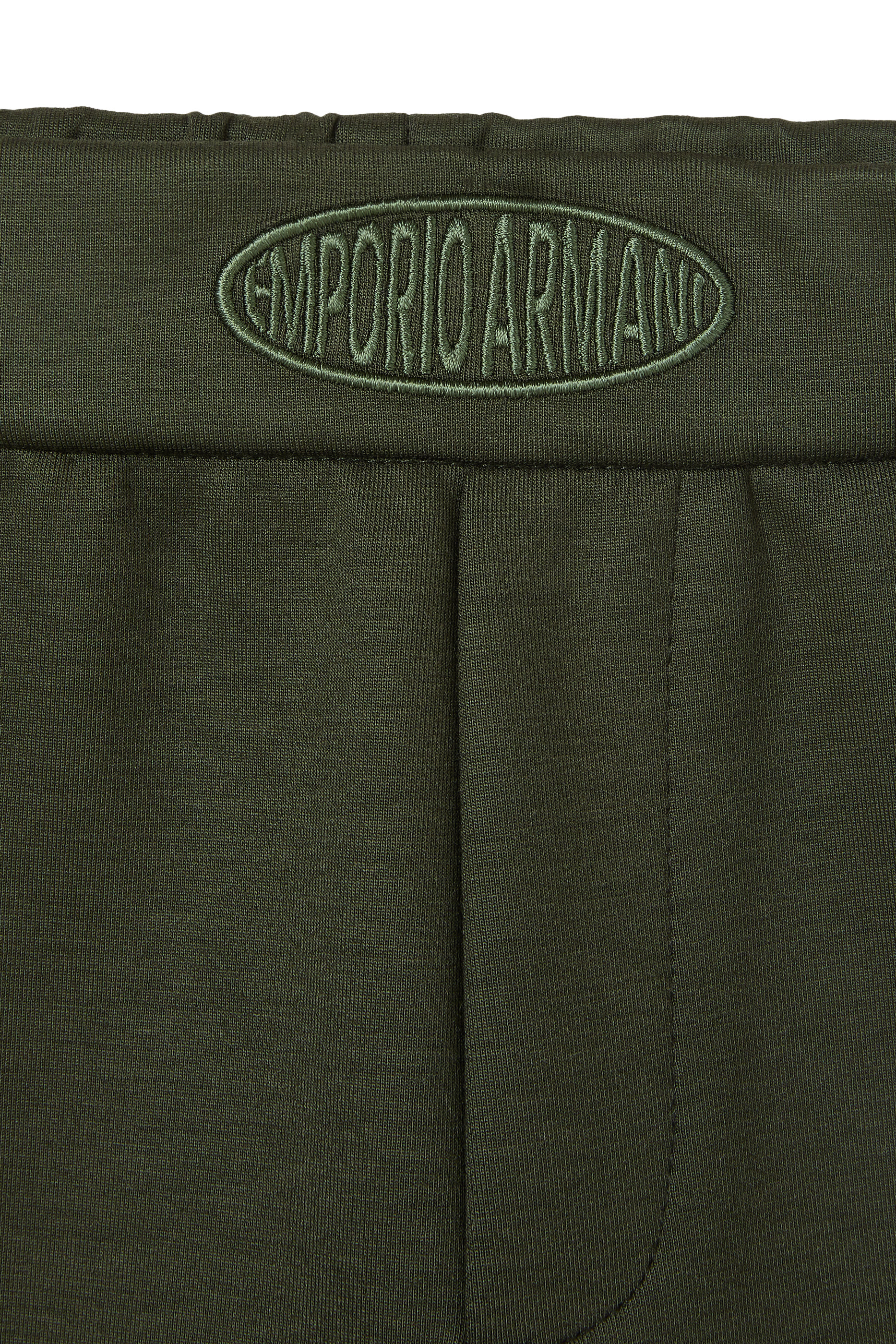 شورت بشعار الماركة بحياكة أمامية للأطفال