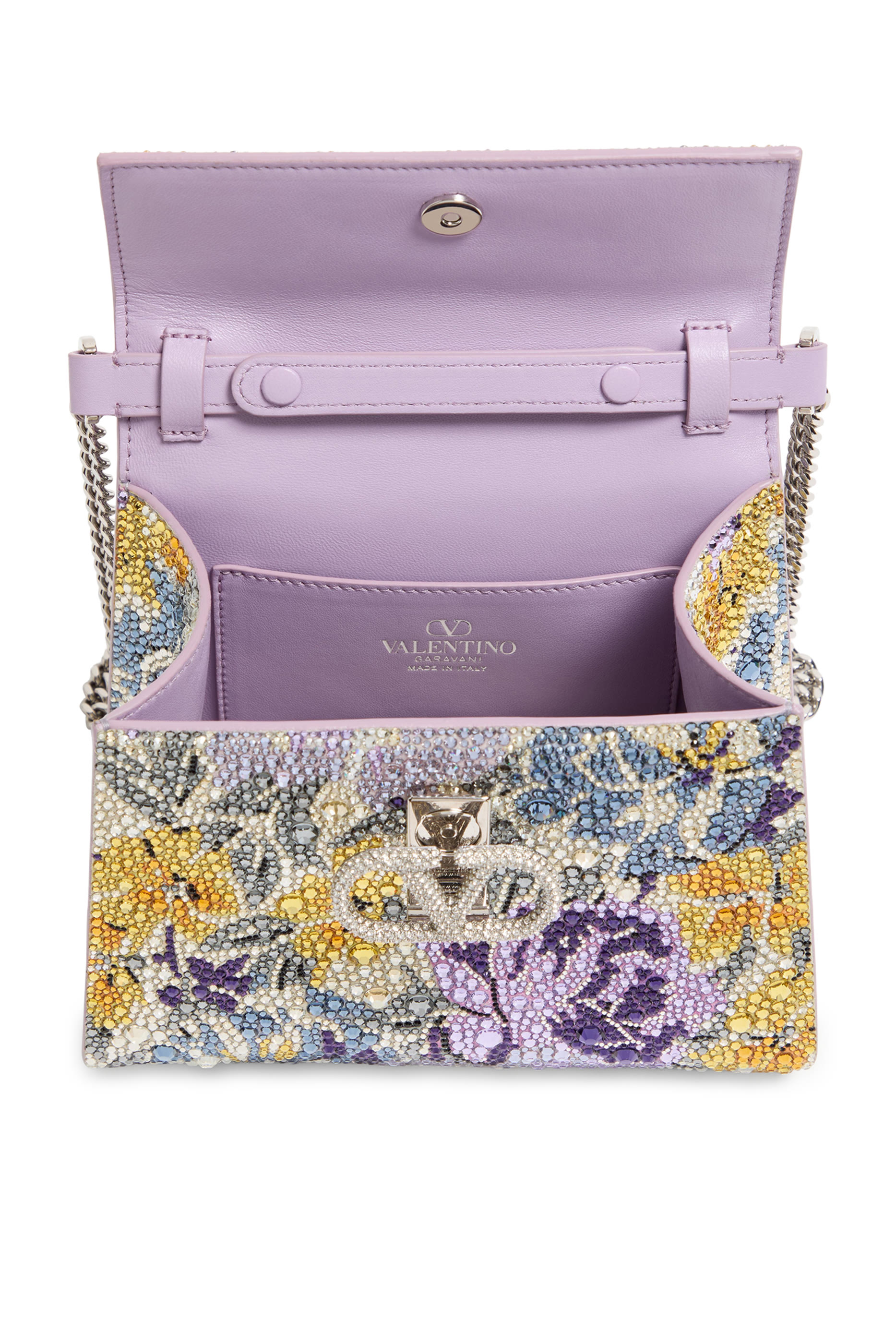 حقيبة بيد علوية وحلية شعار الماركة