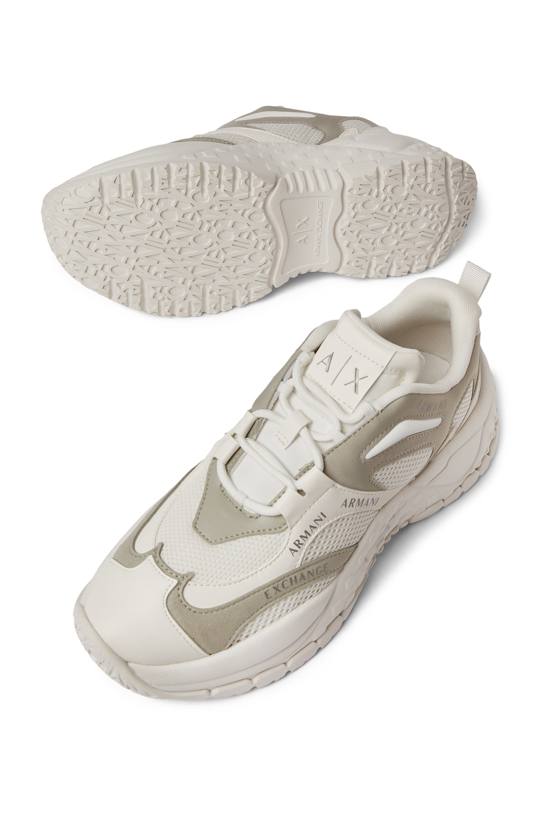 سنيكرز سامر بيتس بكاحل منخفض