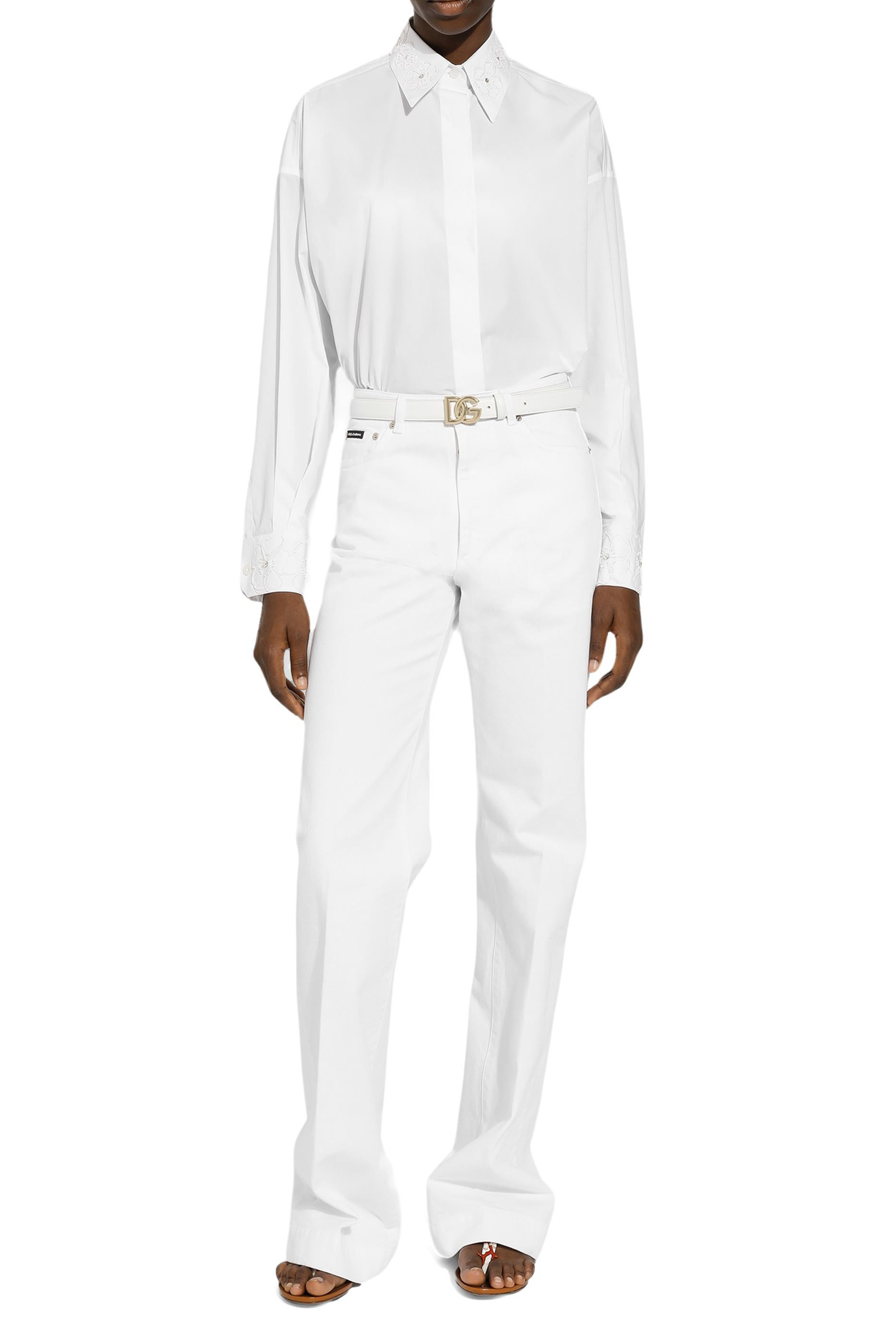 بنطال جينز بقصة واسعة دنيم