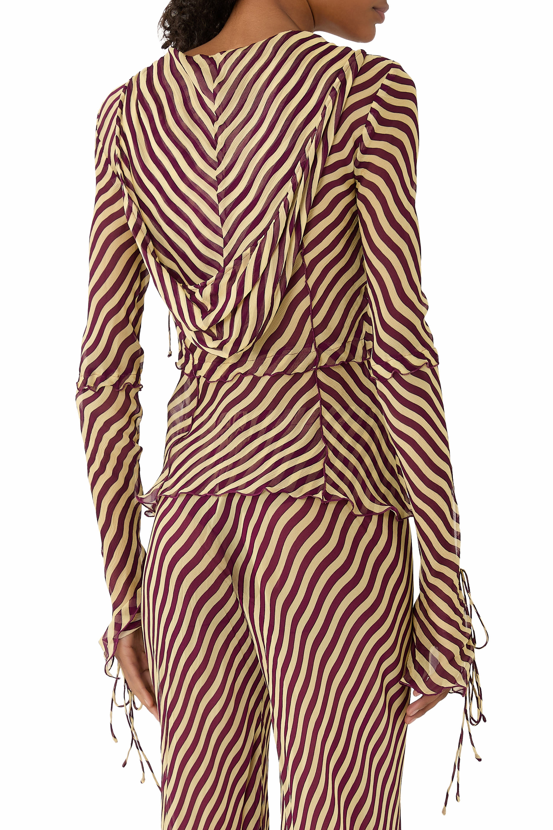 بلوزة بالونيا