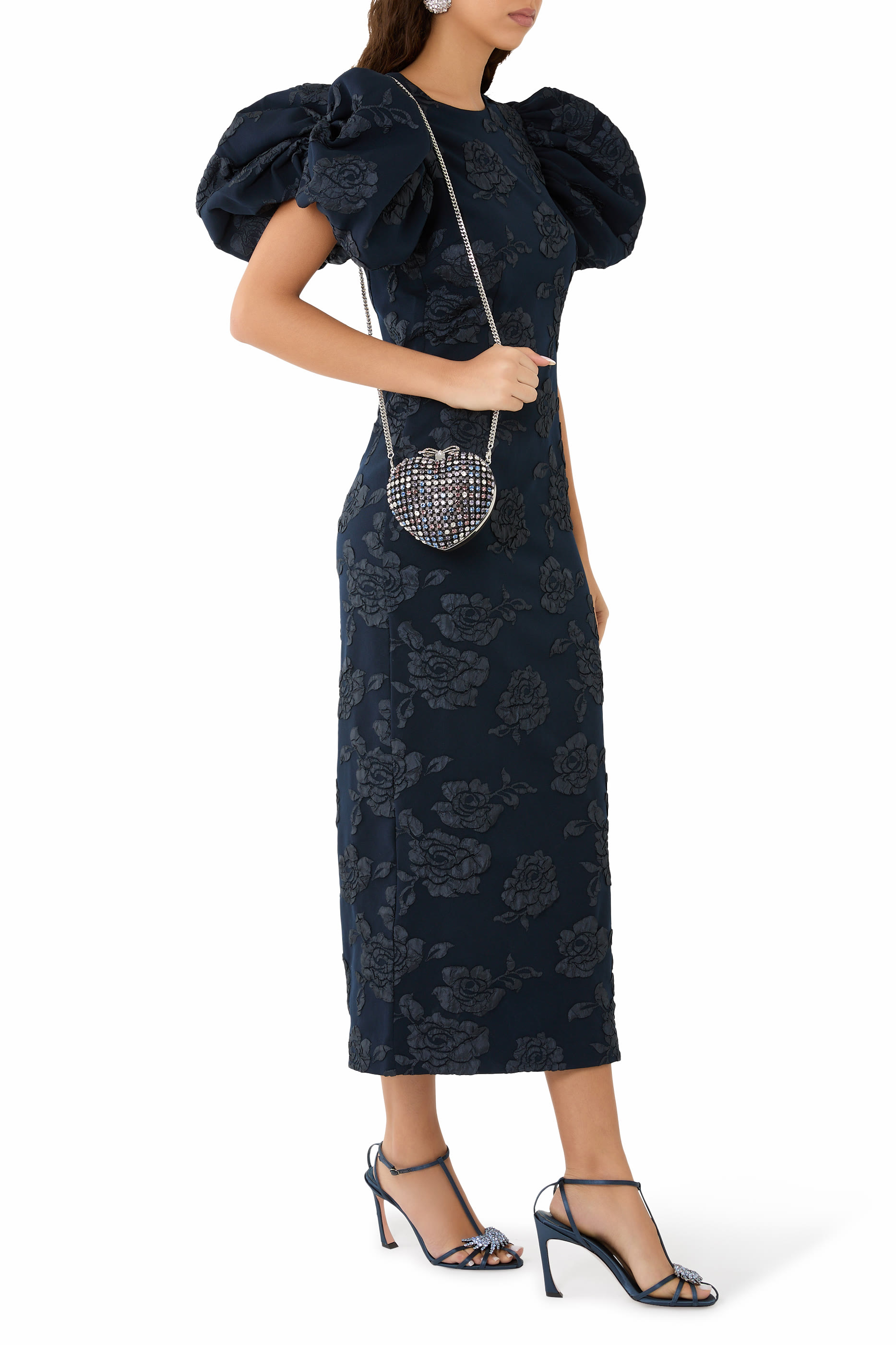 كلاتش بتصميم قلب مرصع بالكريستال 