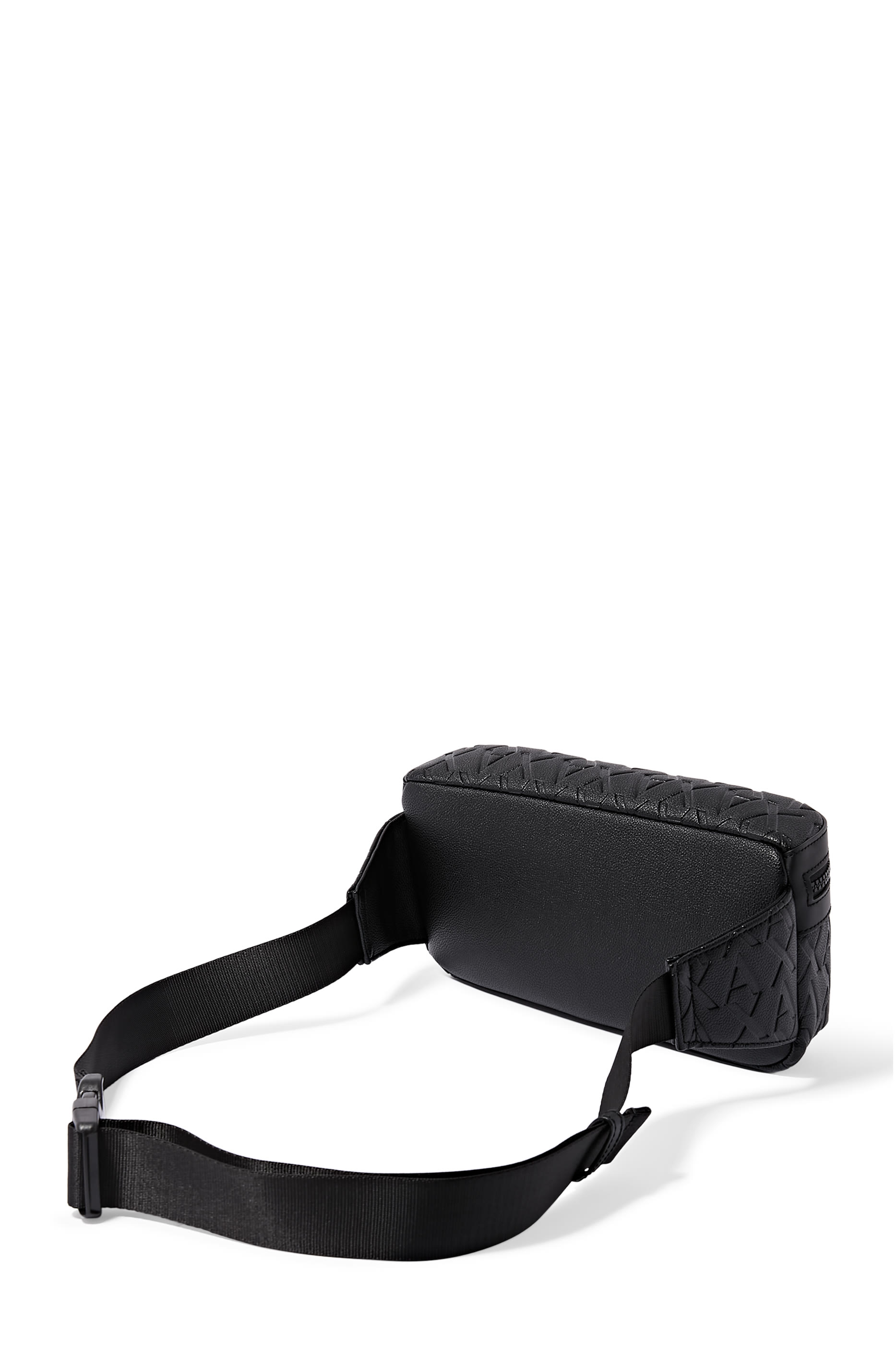 حقيبة بحزام وشعار الماركة بالكامل