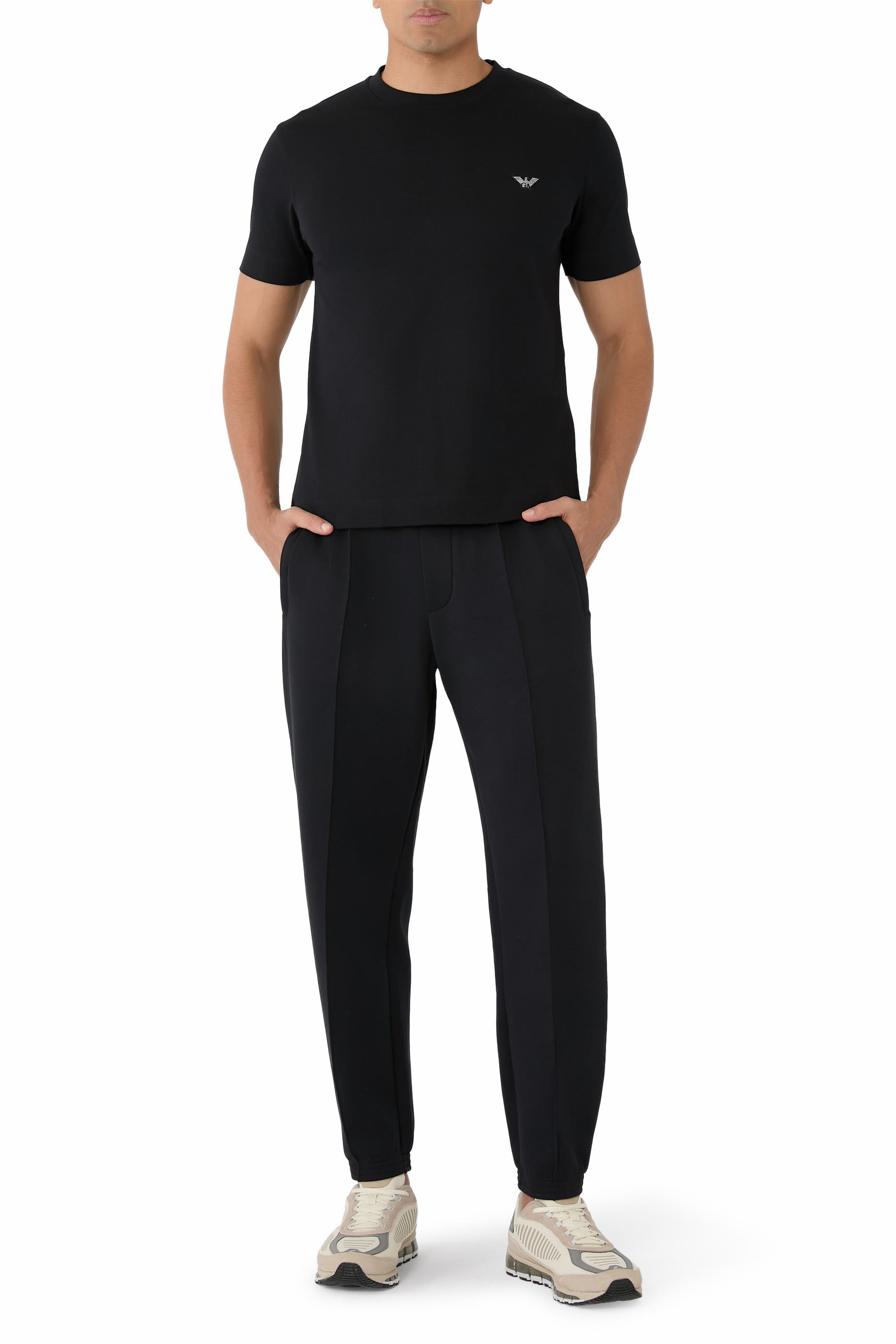 تيشيرت بشعار الماركة بحجم صغير قطن