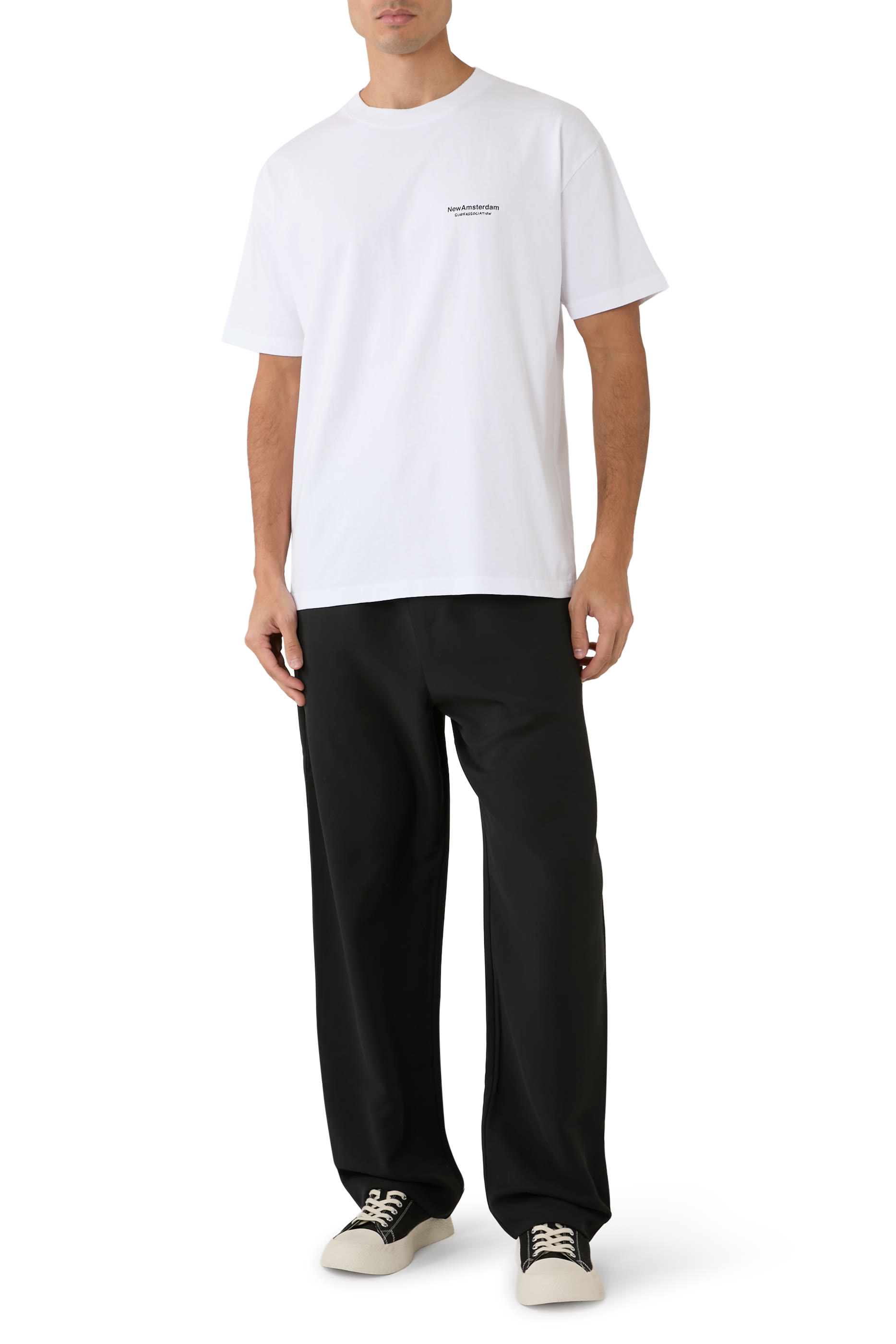 تيشيرت بشعار الماركة