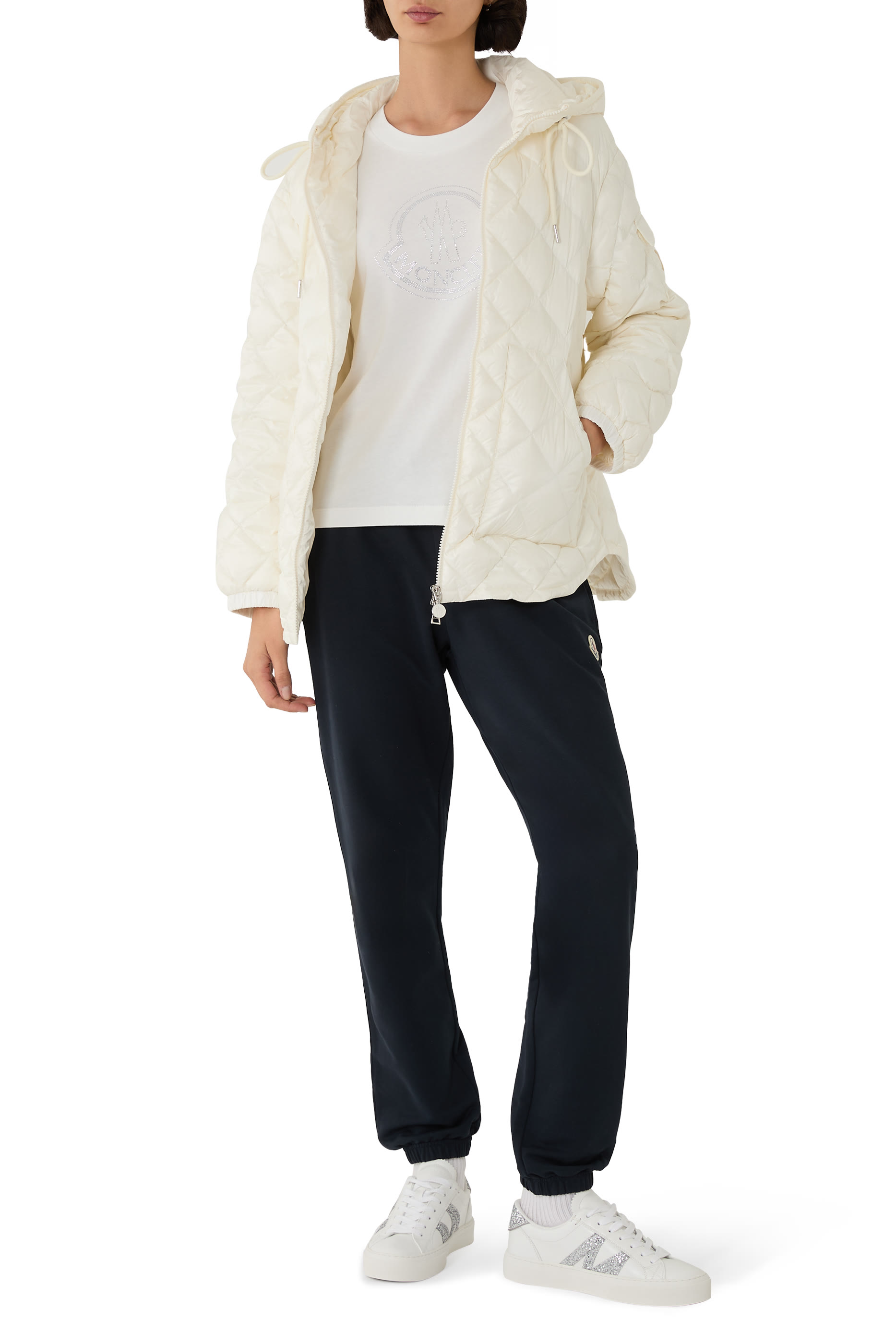 تيشيرت بشعار الماركة قطن