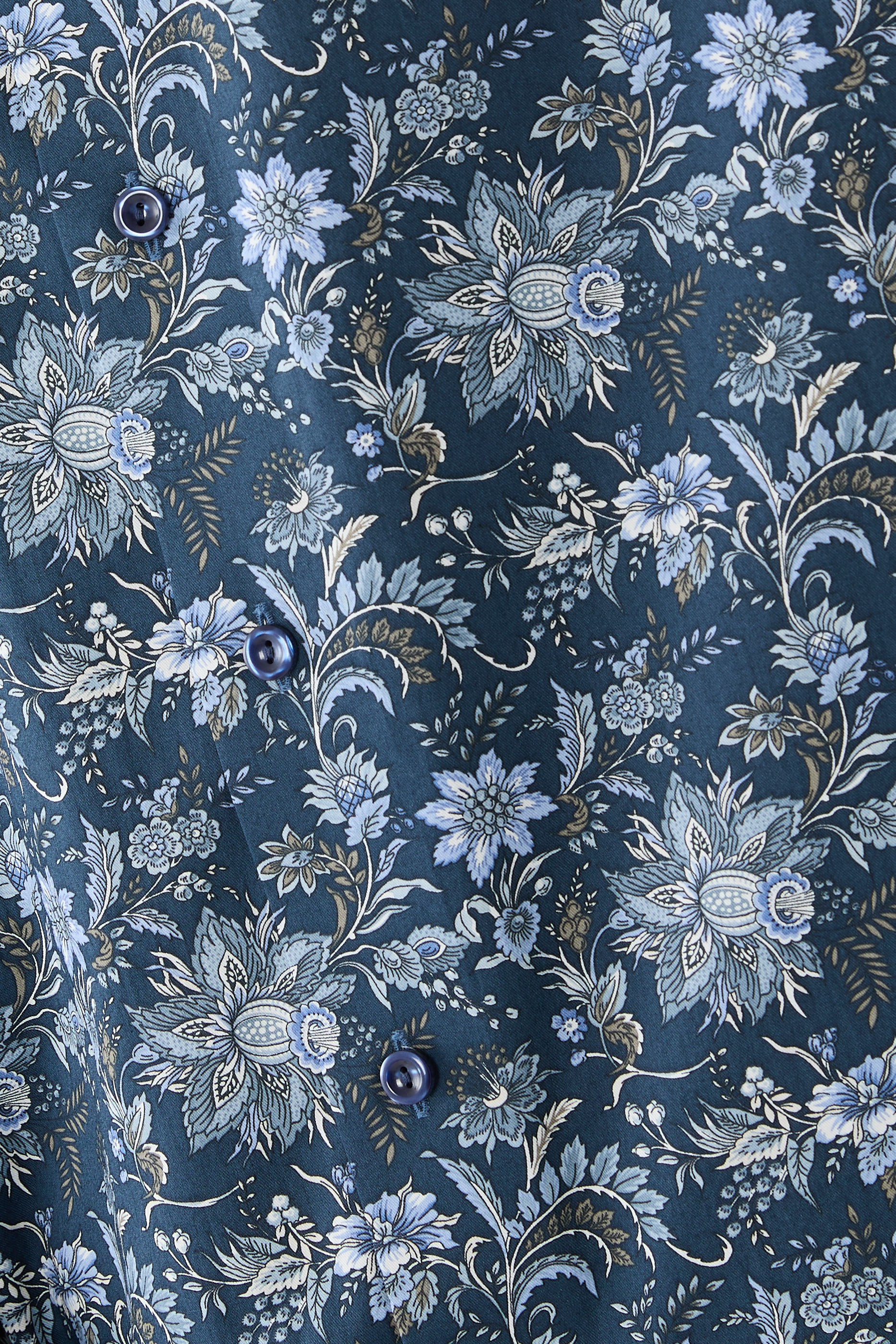 قميص بنقشة زهور تويل مميز للماركة