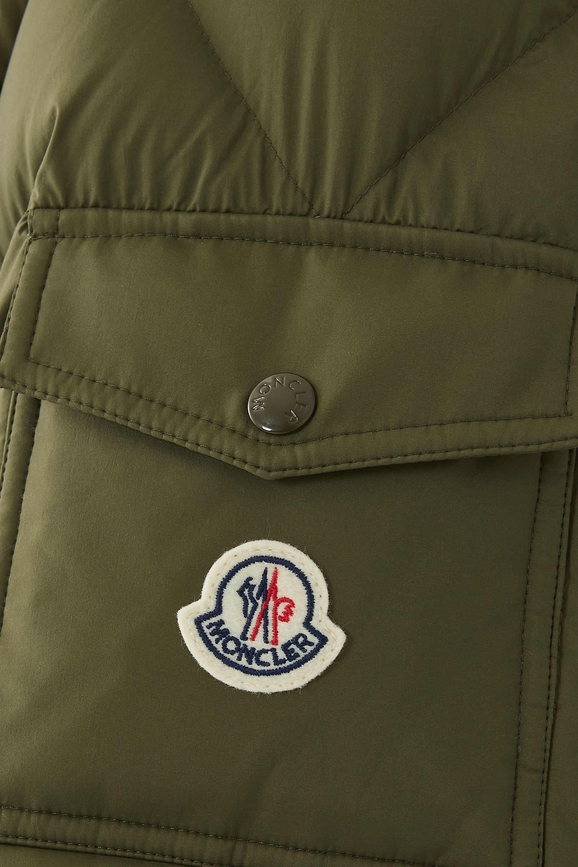 جاكيت فيزر مبطن بالزغب