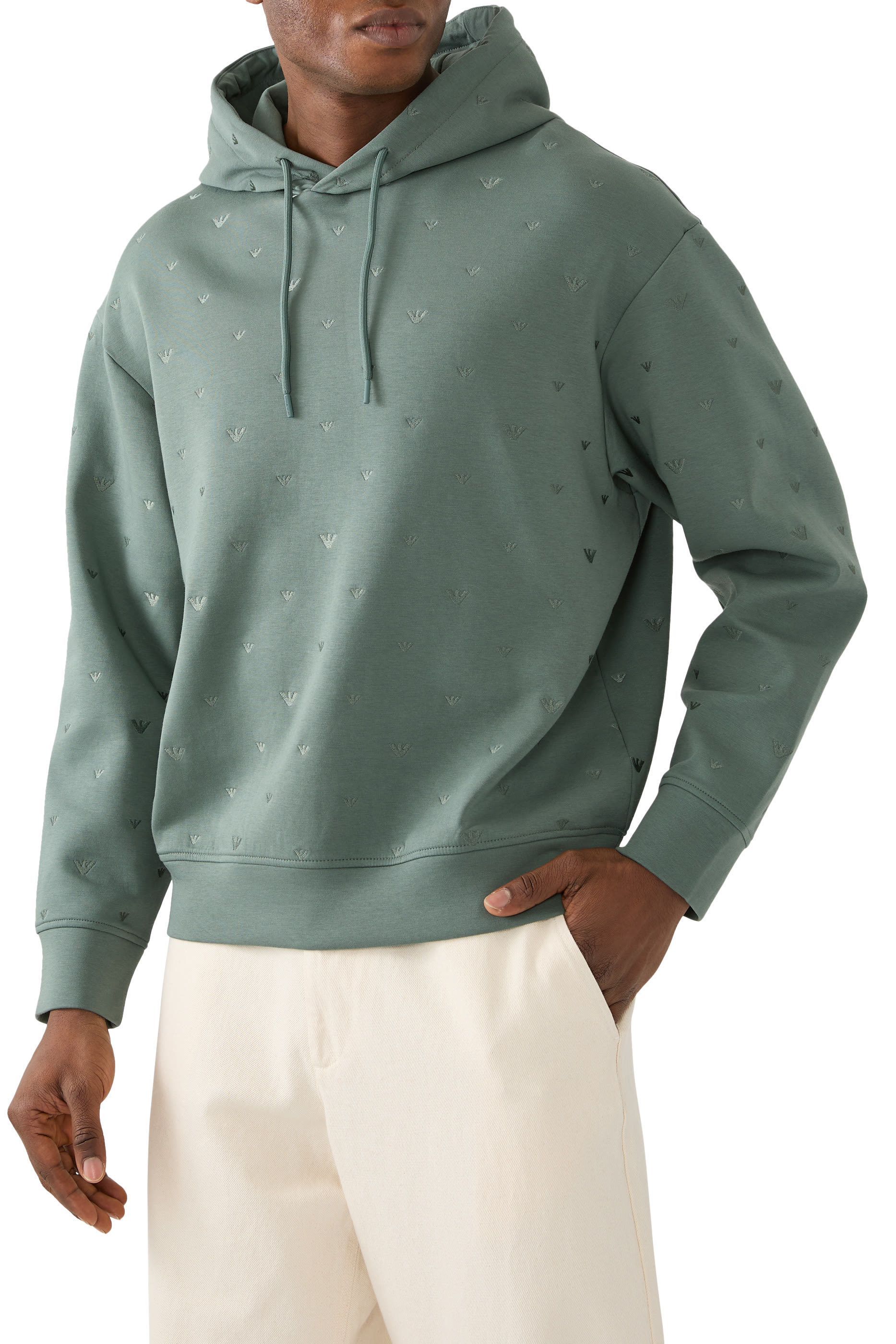 سويت شيرت بغطاء رأس ونقشة شعار الماركة