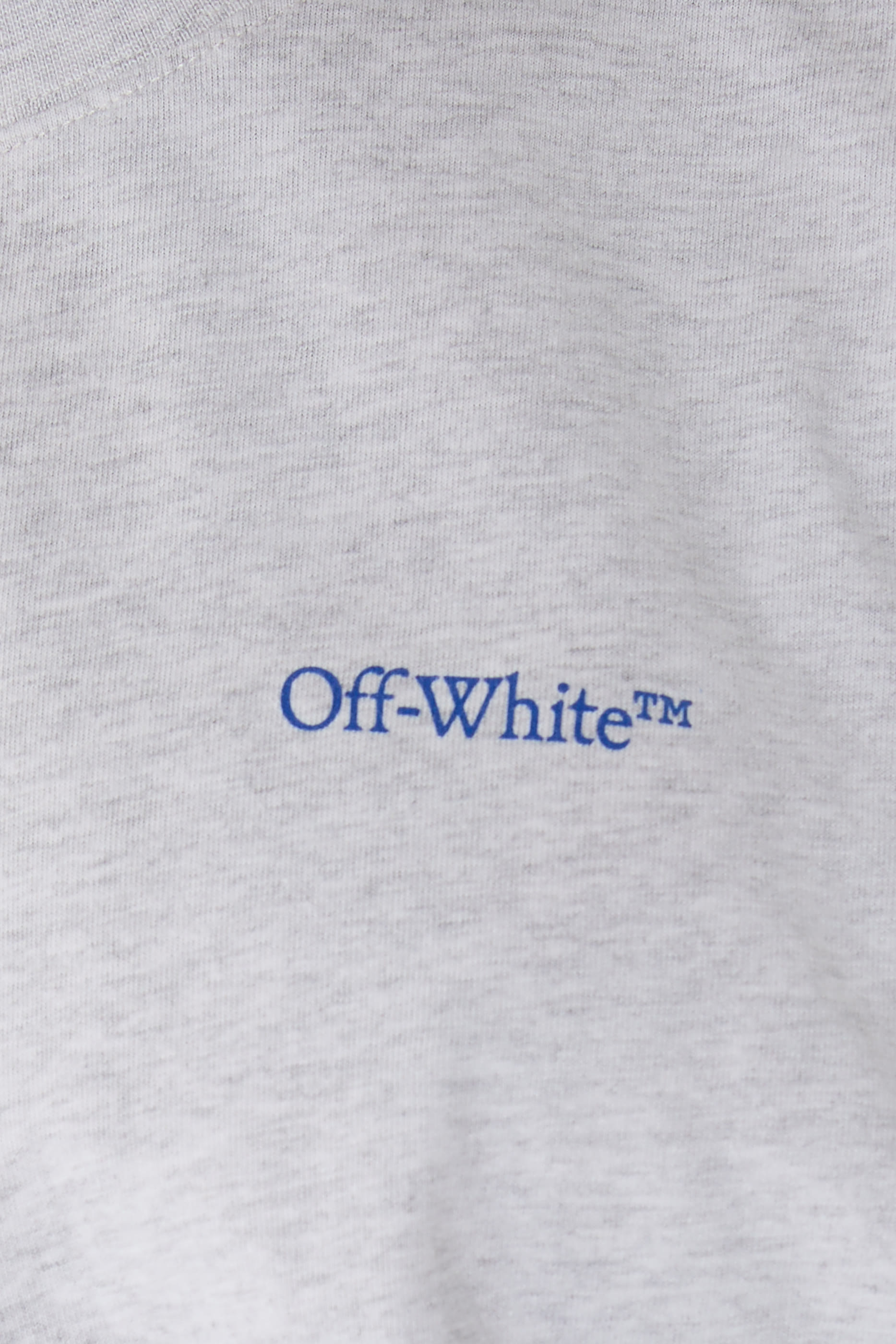 تيشيرت سكايت بأكمام قصيرة ونقشة خطوط مائلة عشوائية