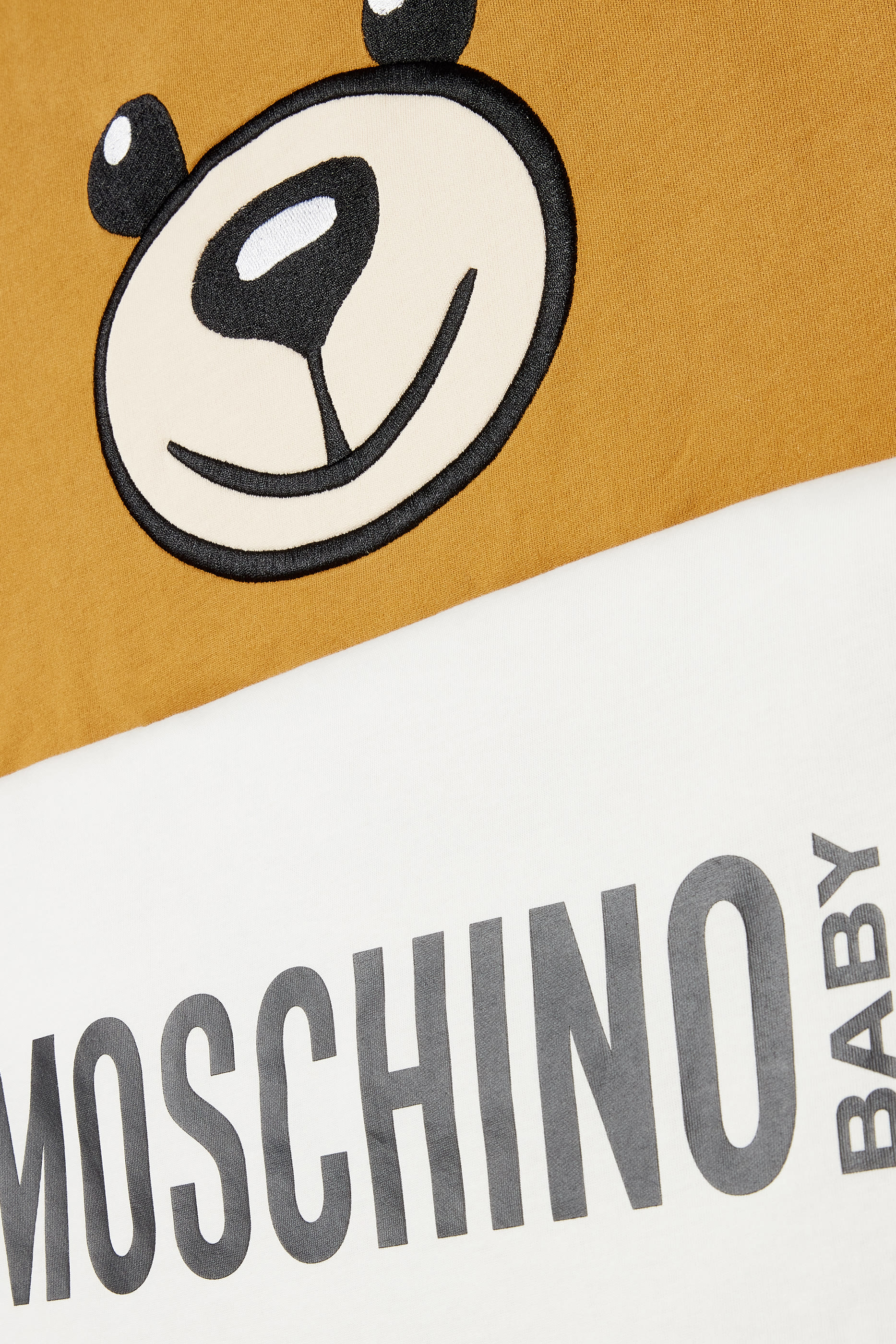 كيس نوم بتصميم الدب تيدي مزين بشعار الماركة للأطفال