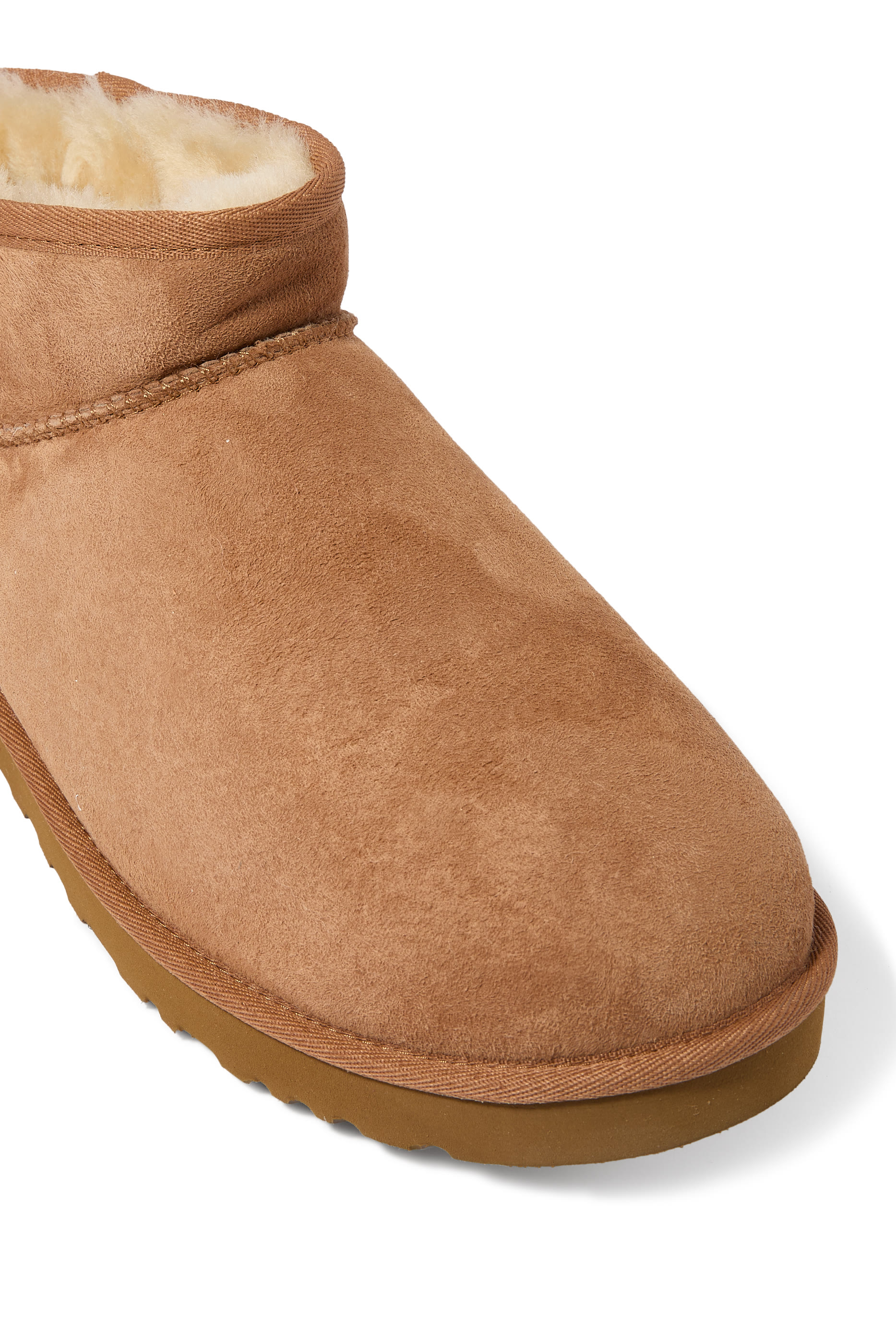 حذاء بوت كلاسيكي قصير جدا للرجال