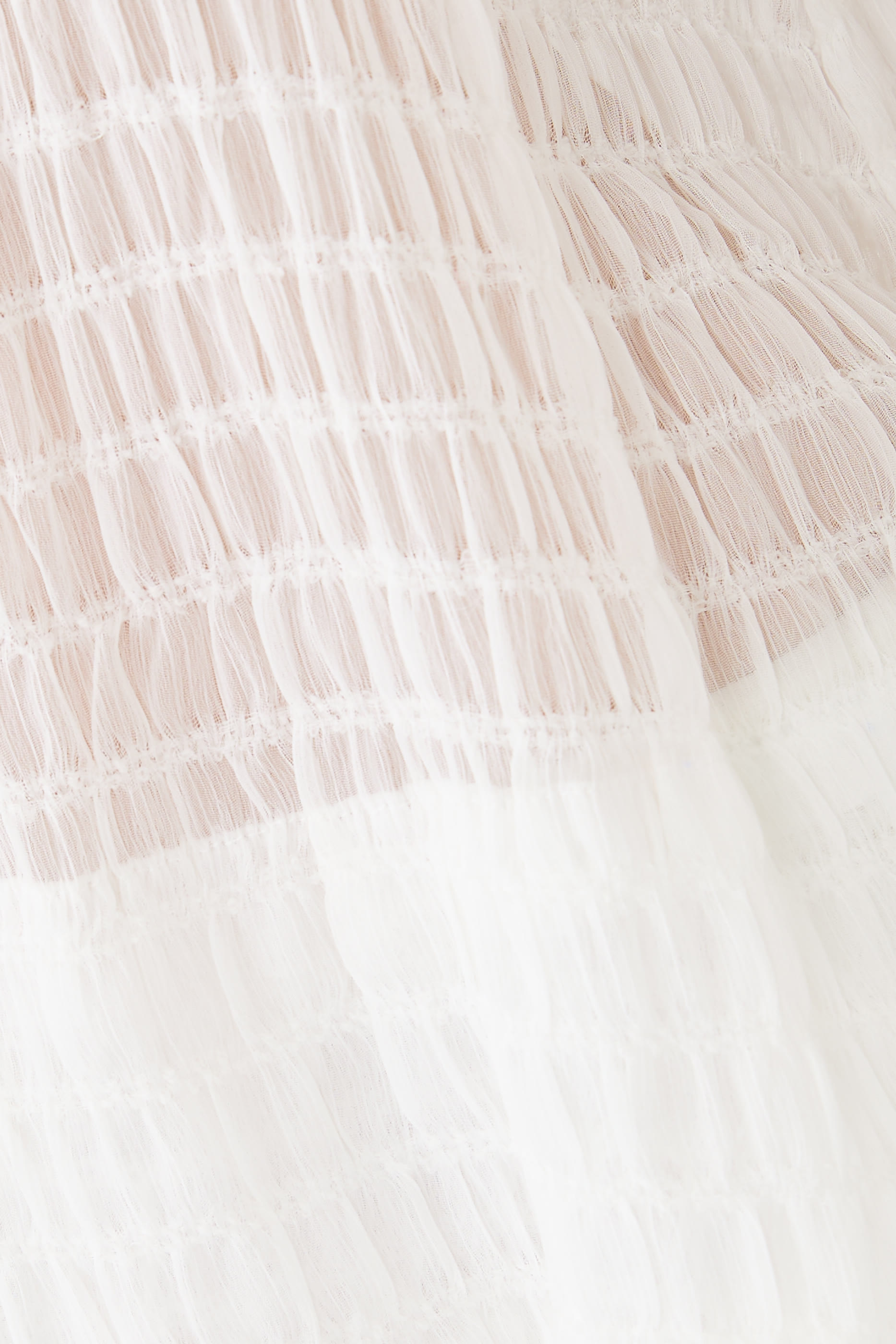 بلوزة مايان مزينة بكشكش