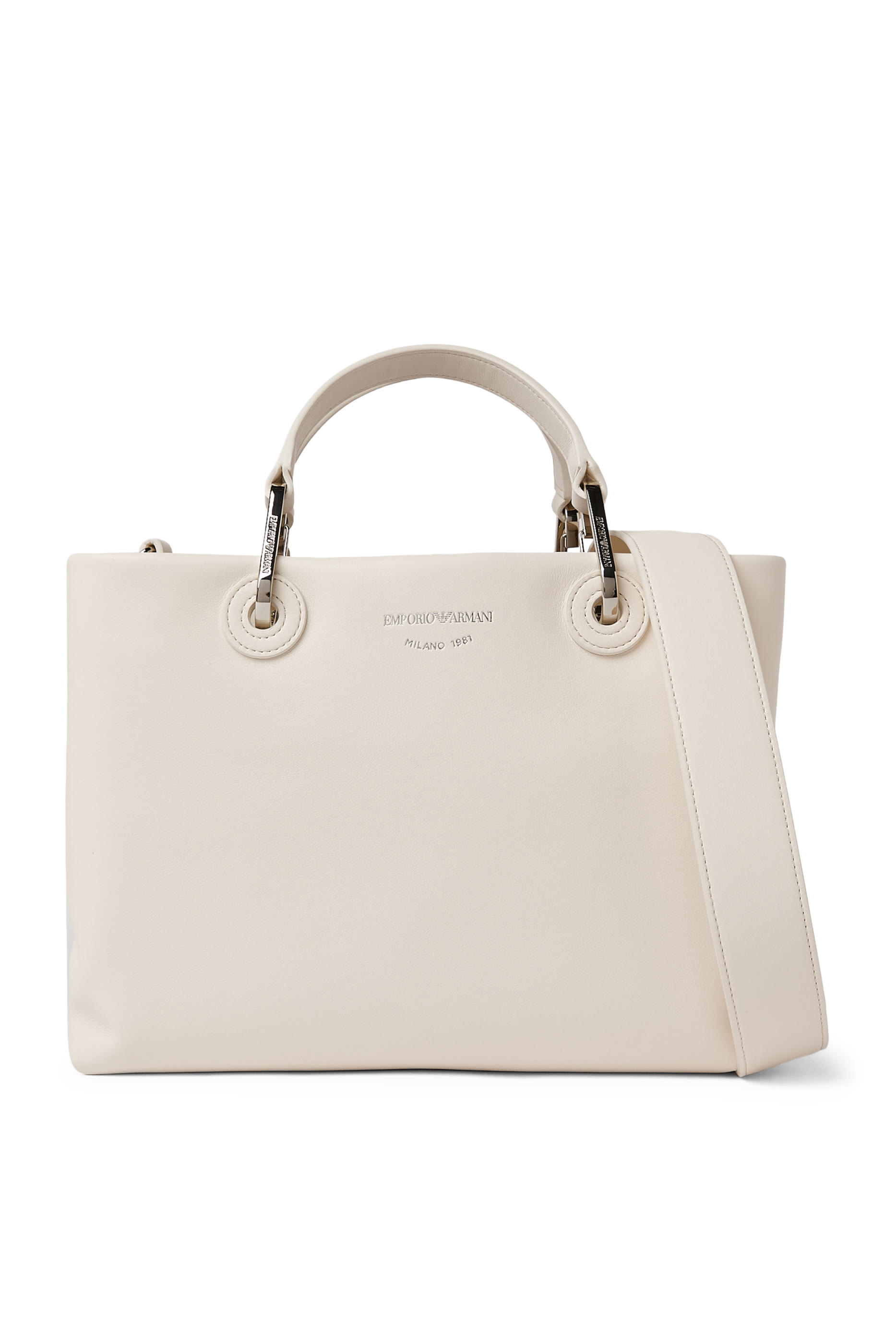 حقيبة يد بشعار الماركة