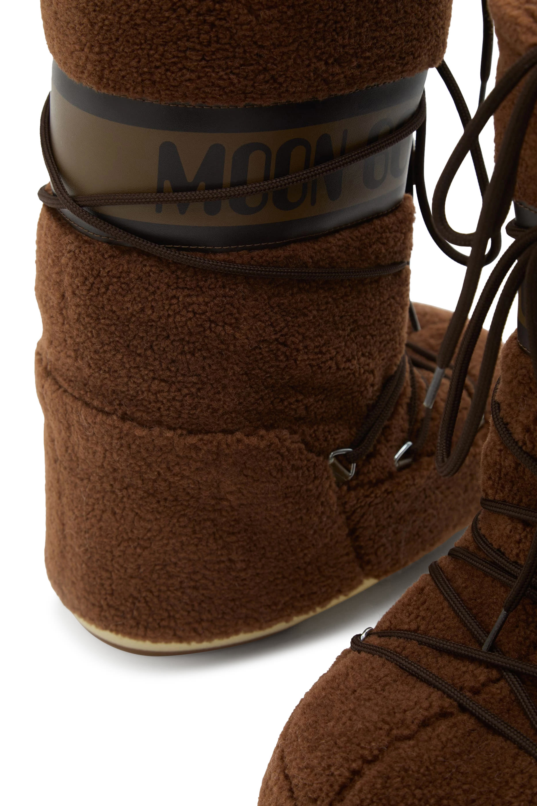 حذاء بوت أيكون صوف