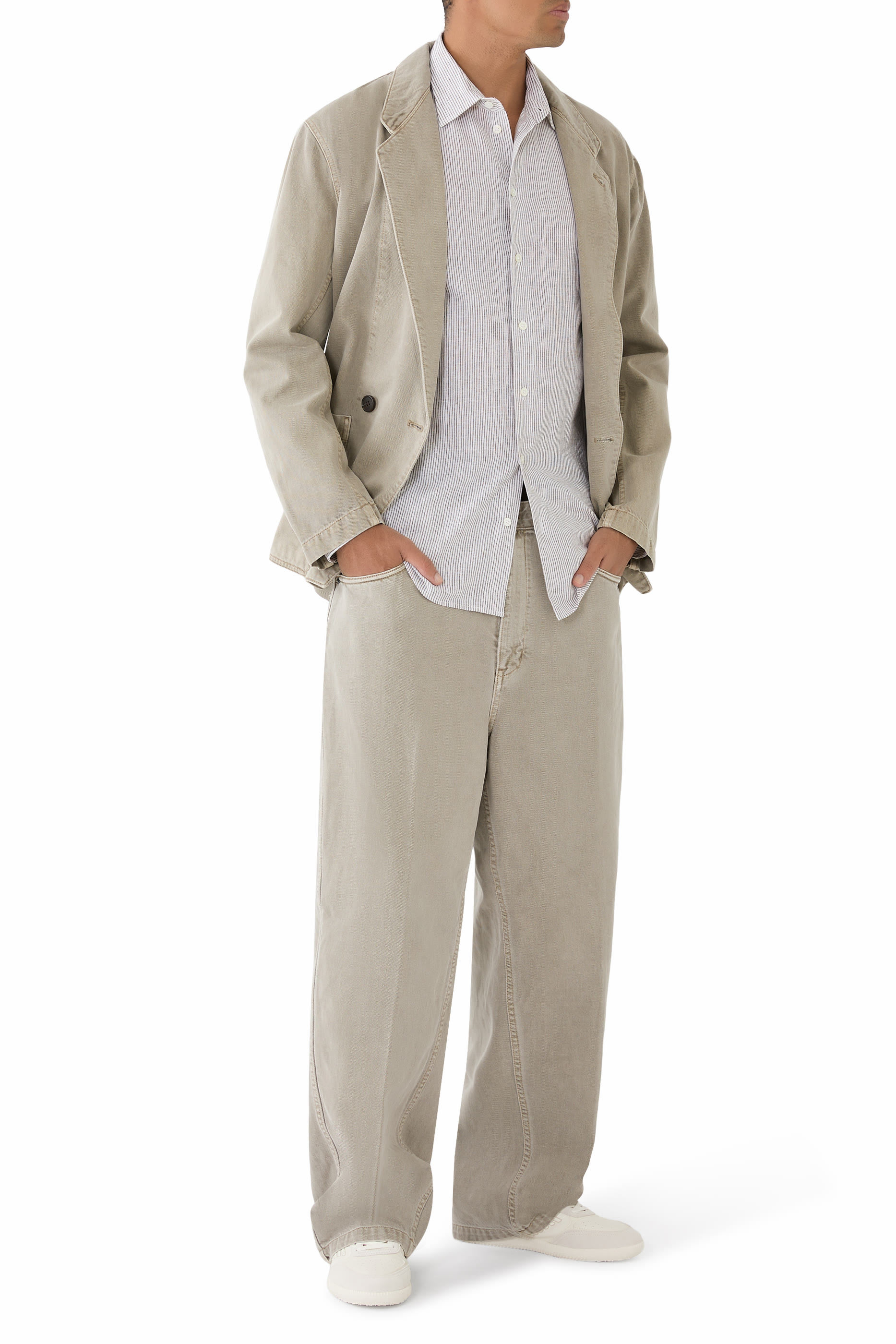 سنيكرز هيريتيدج بشعار النسر