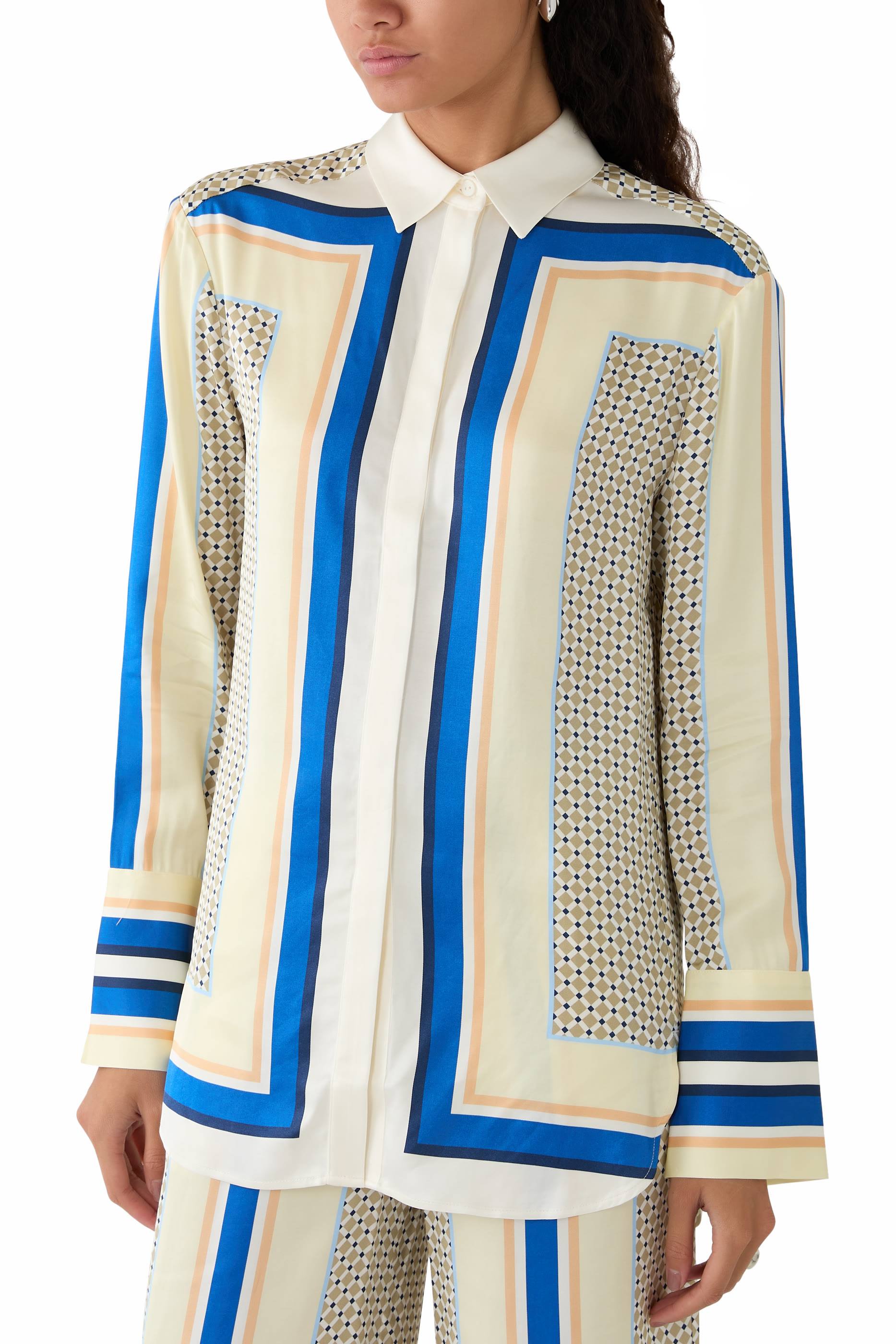 قميص ميريت بأكمام طويلة