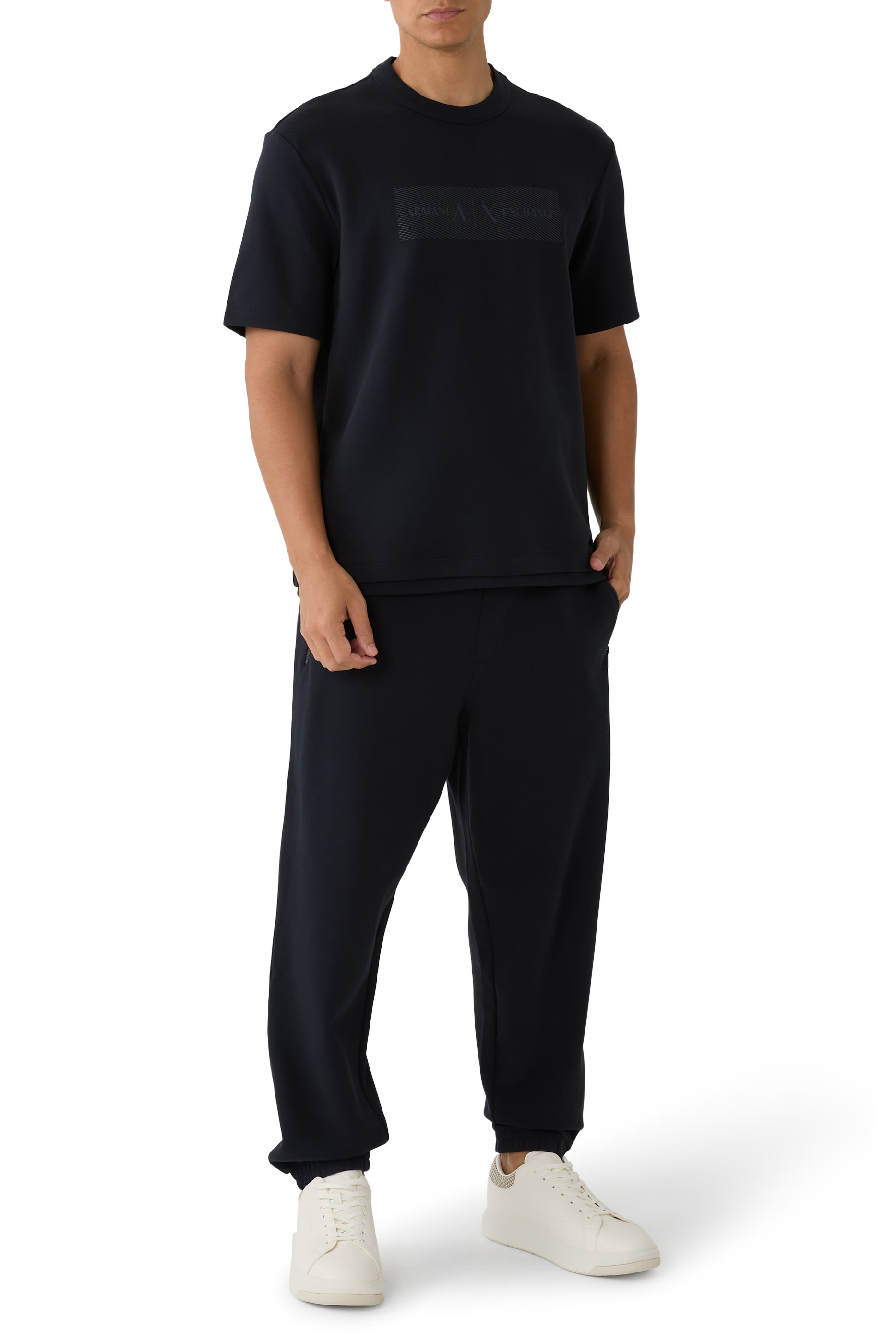 تيشيرت بطبعة شعار الماركة قطن