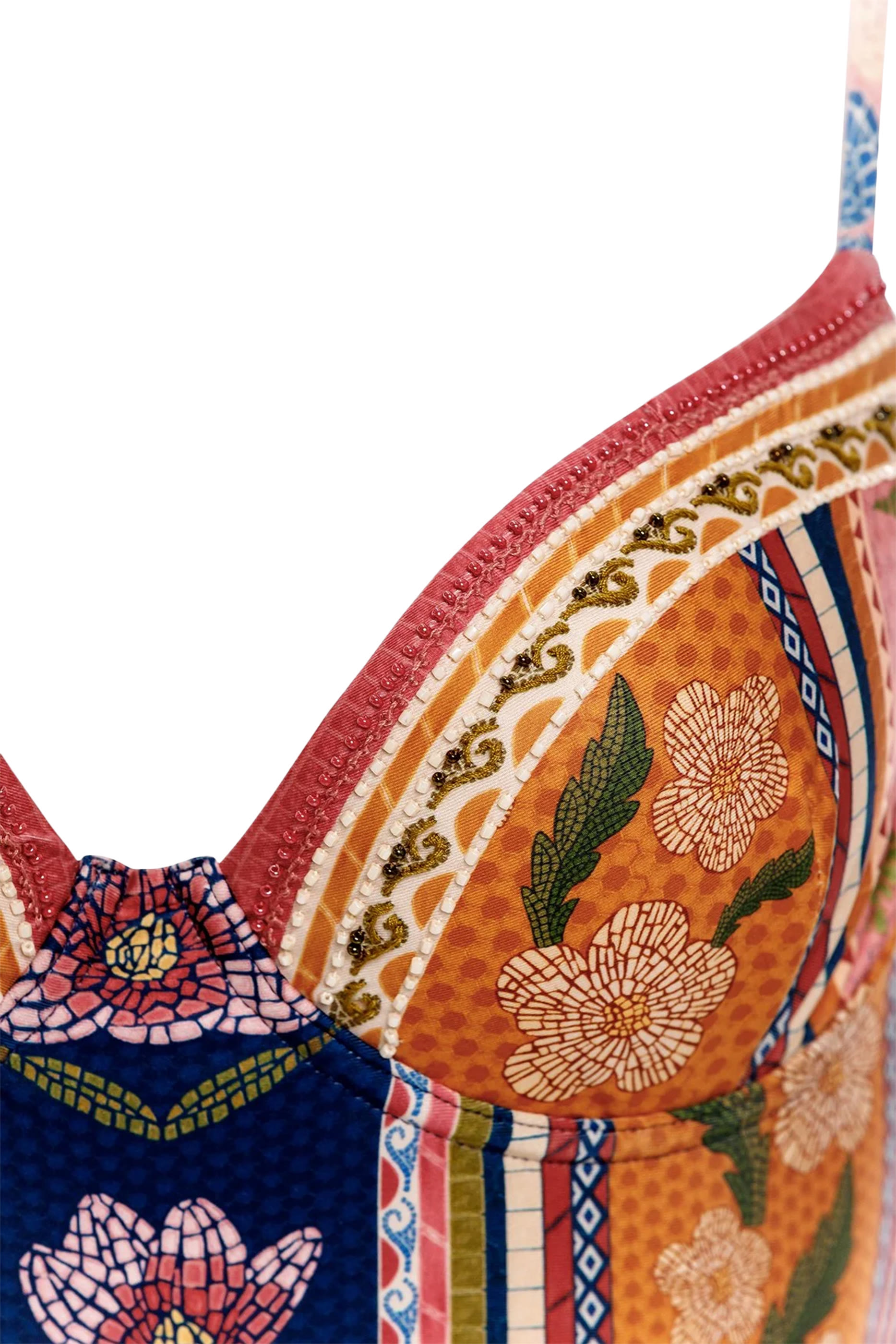 بدلة سباحة بيترا فيوري بتصميم قطعة واحدة