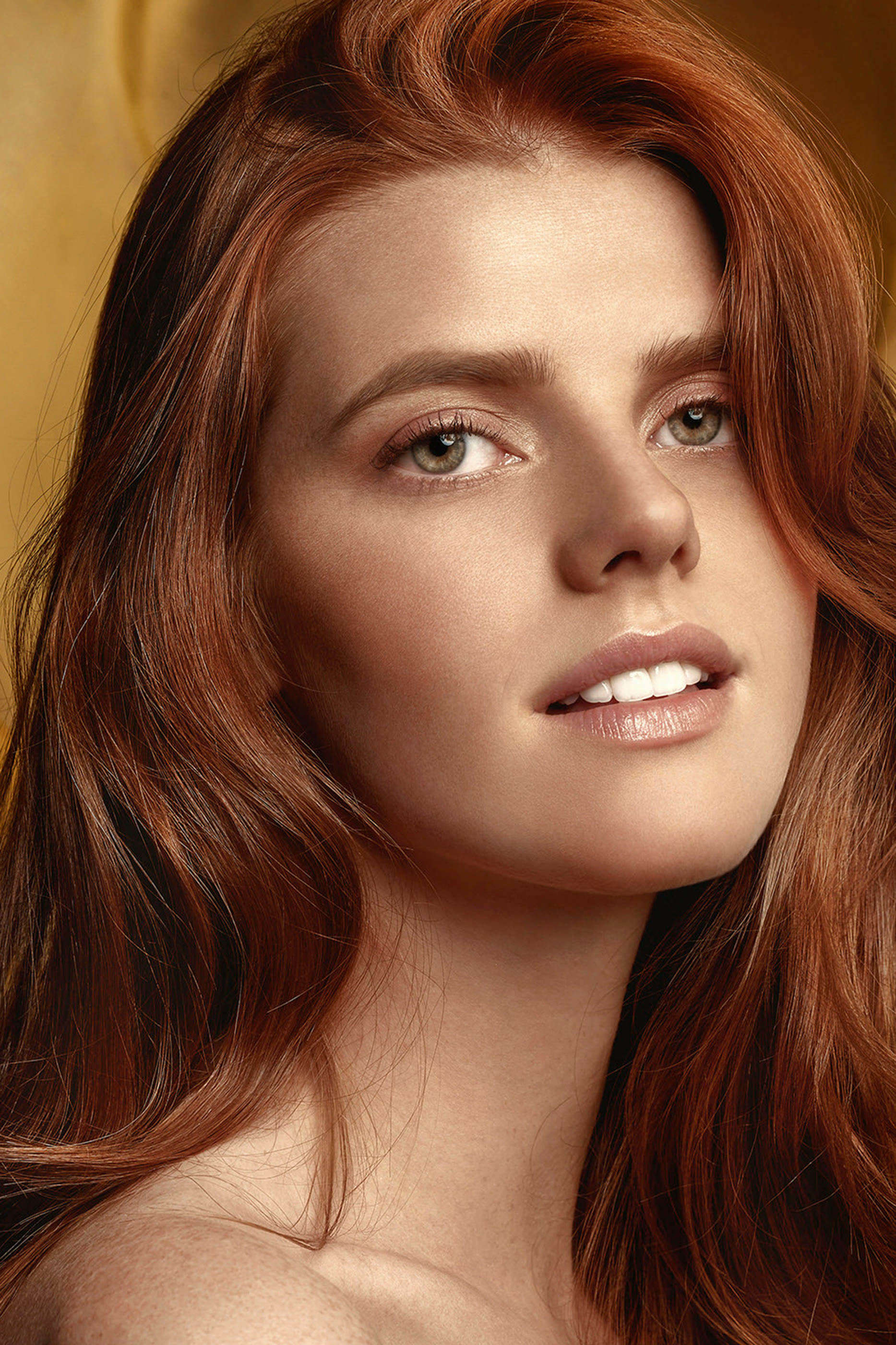 كريم سيلف تانينج هايدريتنج للعناية ببشرة الوجه