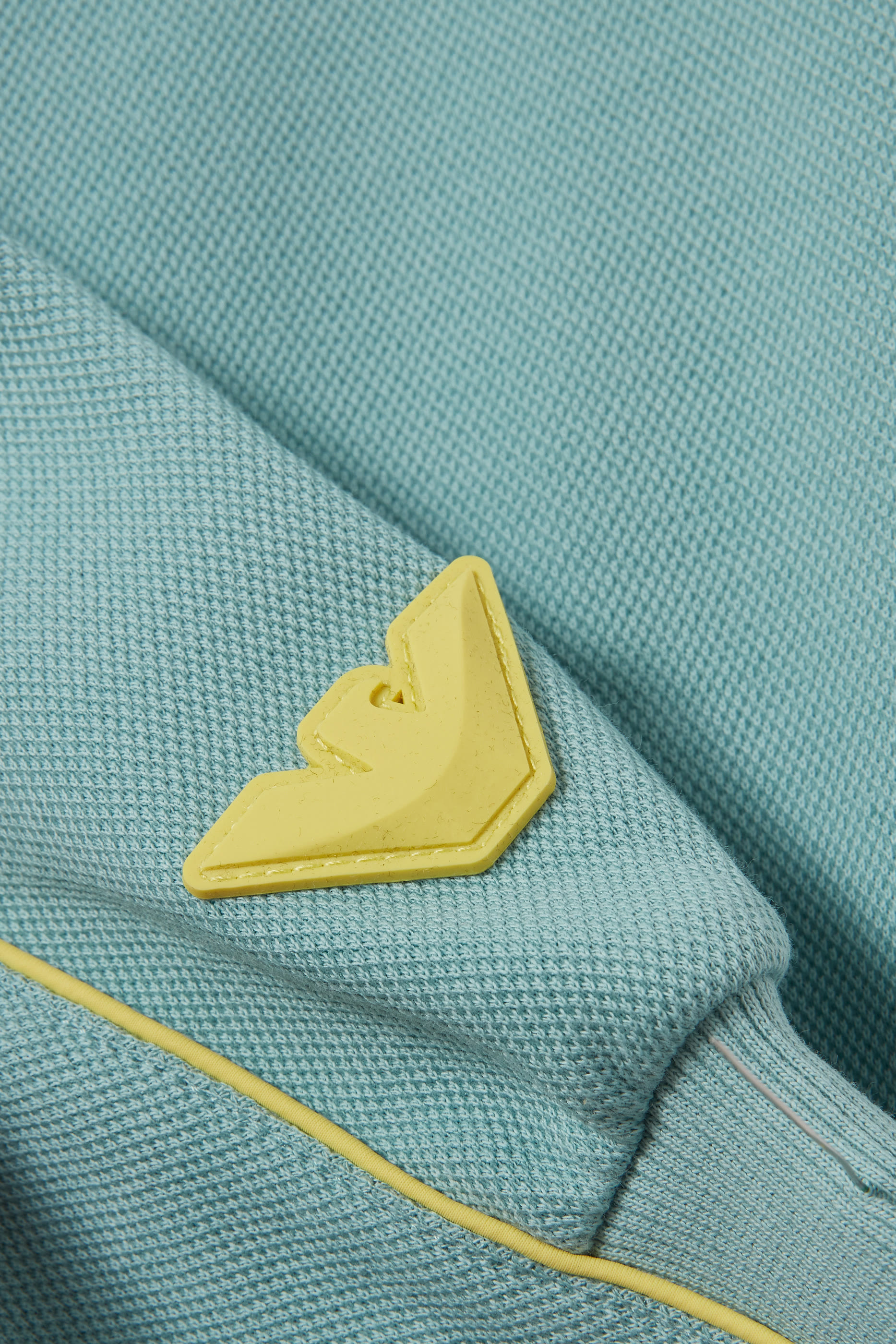 بنطال رياضي بشعار الماركة للأطفال