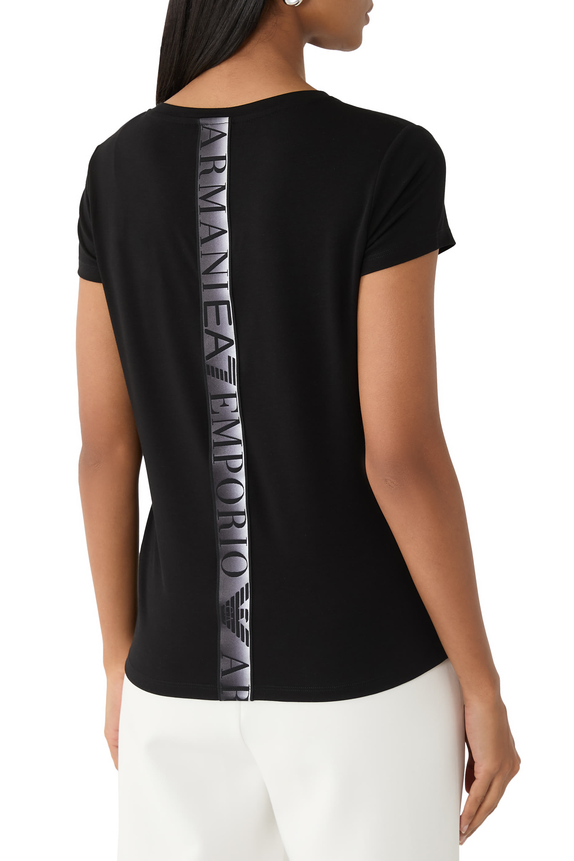 تيشيرت بشعار الماركة