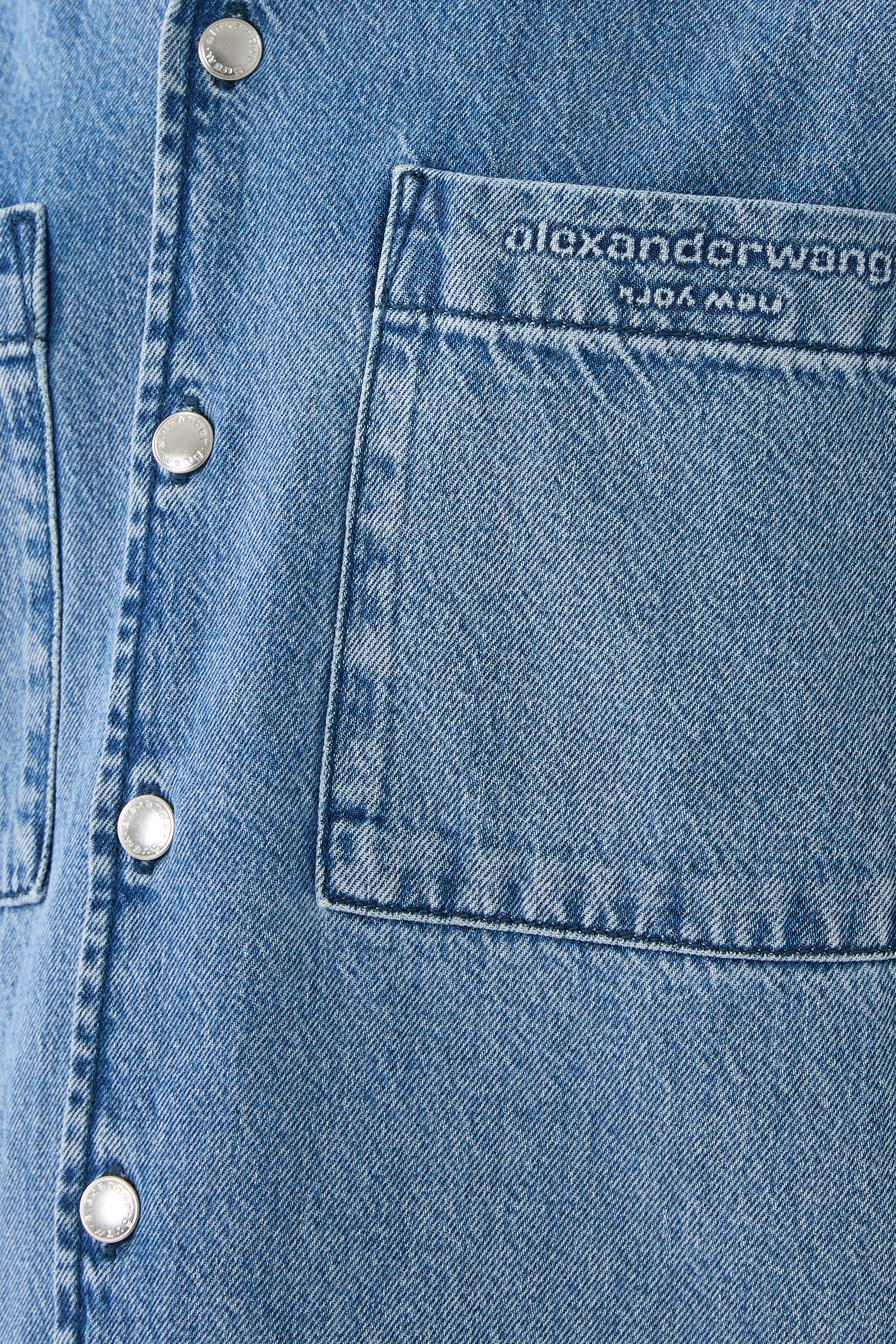 فستان بنمط قميص بقصة مربعة دنيم