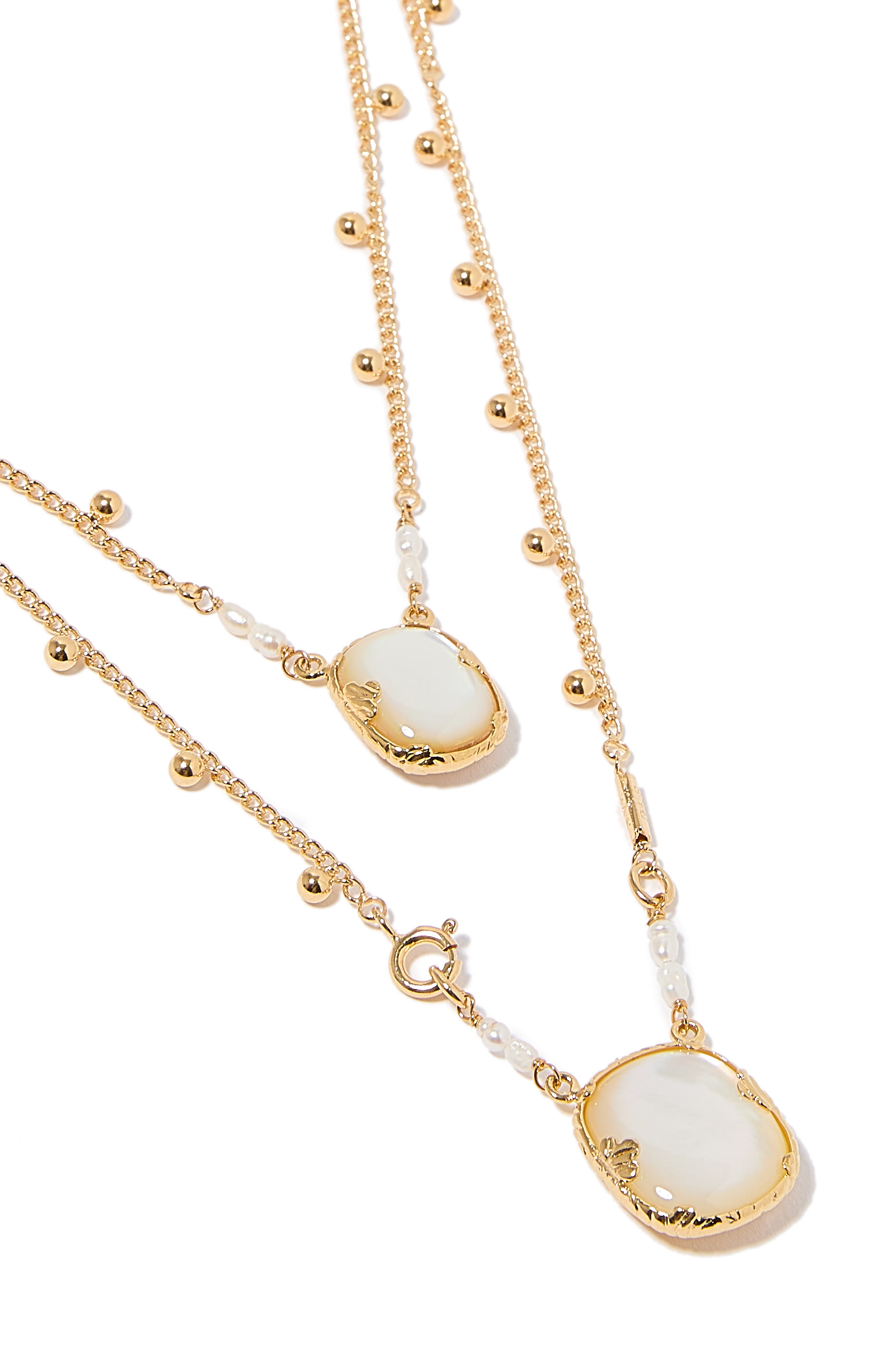 قلادة أوفو سكابولير