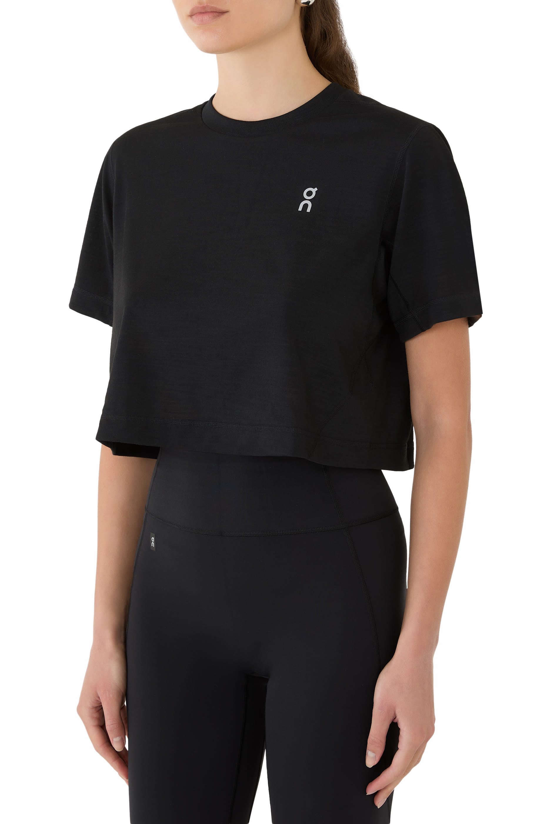 بلوزة قصيرة تراين - تي