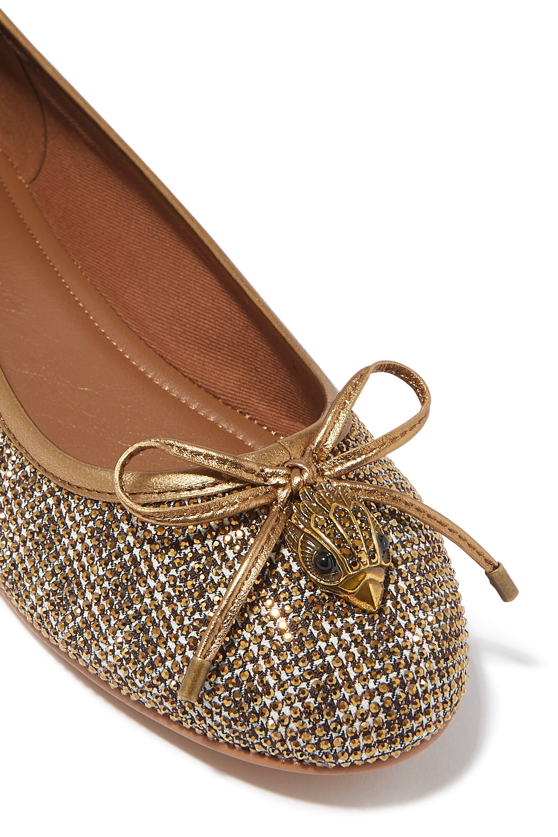 حذاء باليرينا بكعب مسطح بشعار الماركة