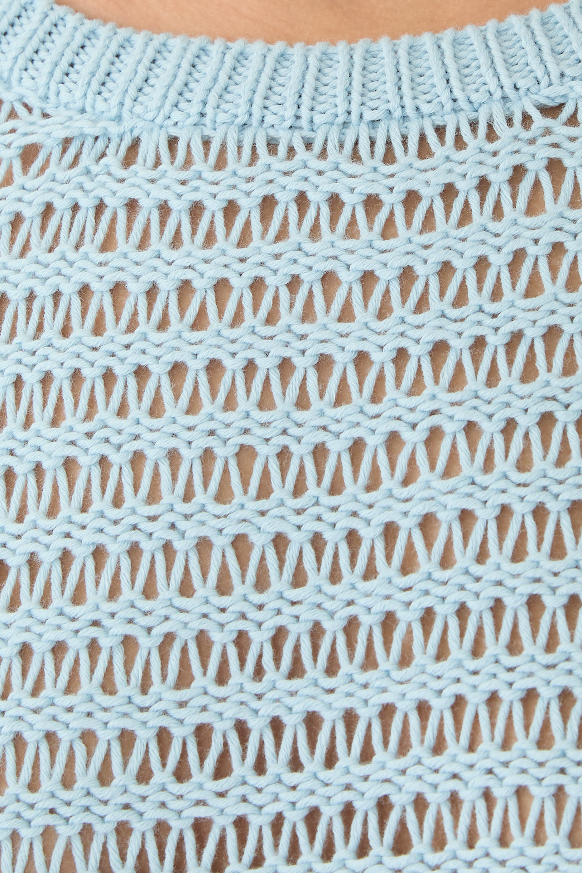 بلوزة بياقة ضيقة قطن بيروفي عضوي