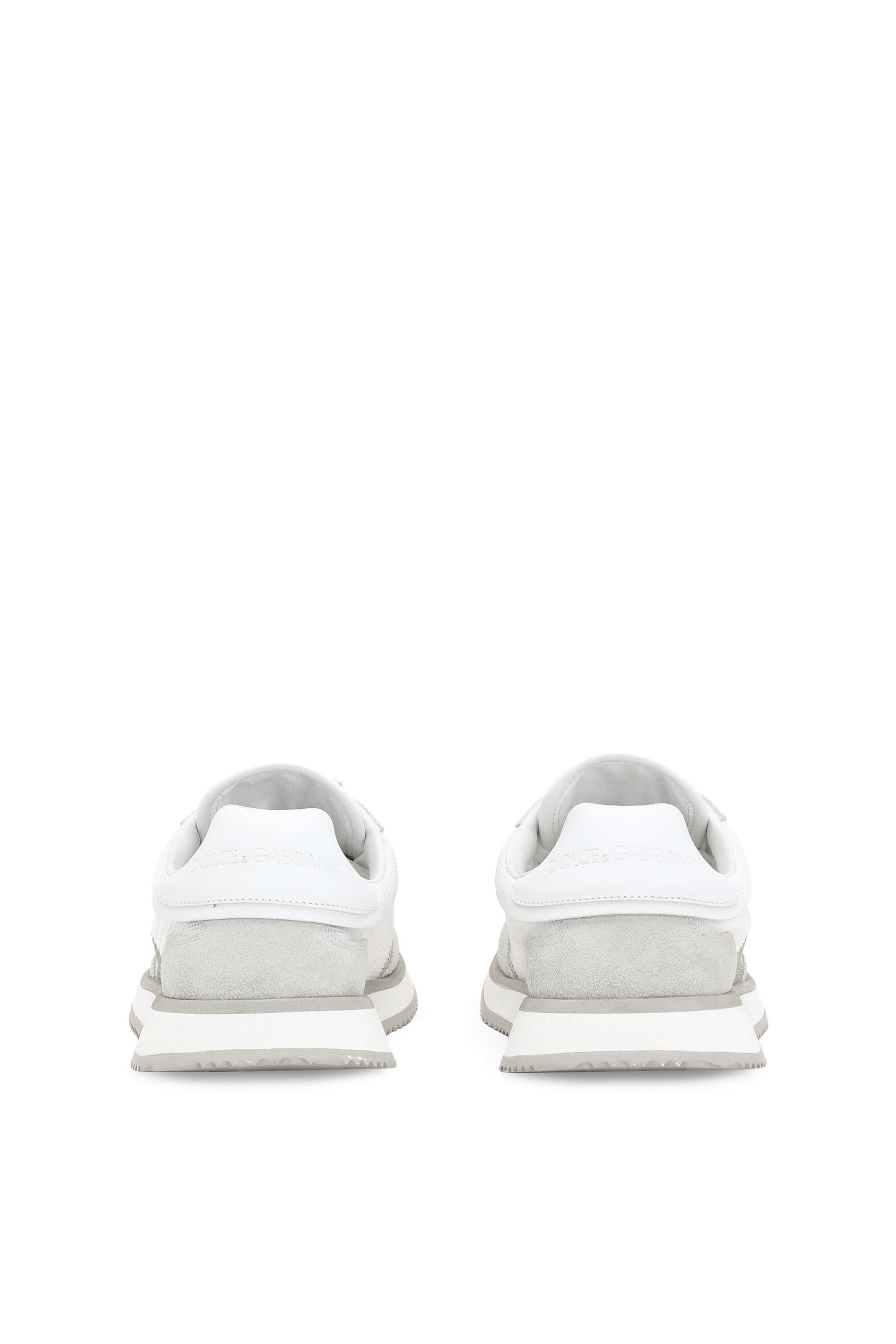 سنيكرز مبطن مزيج خامات