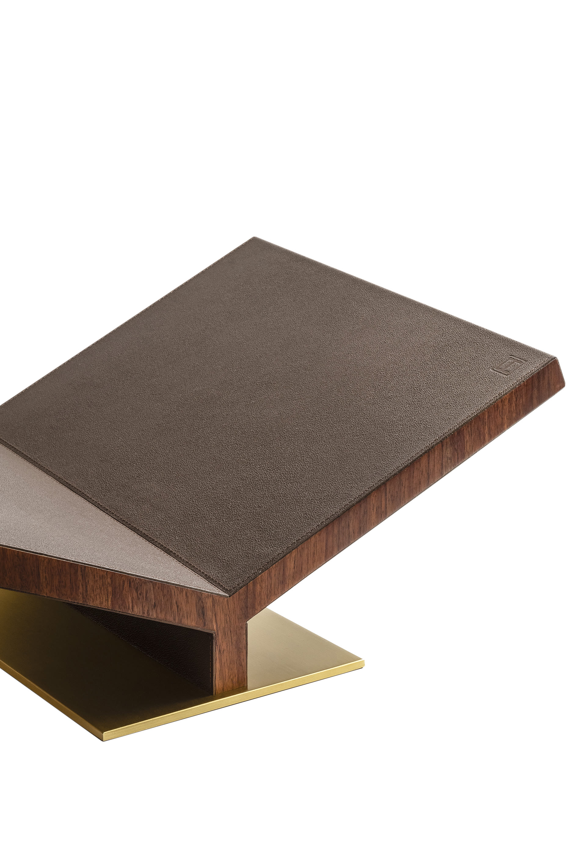 حامل كتب ألتيمت كوليكتور