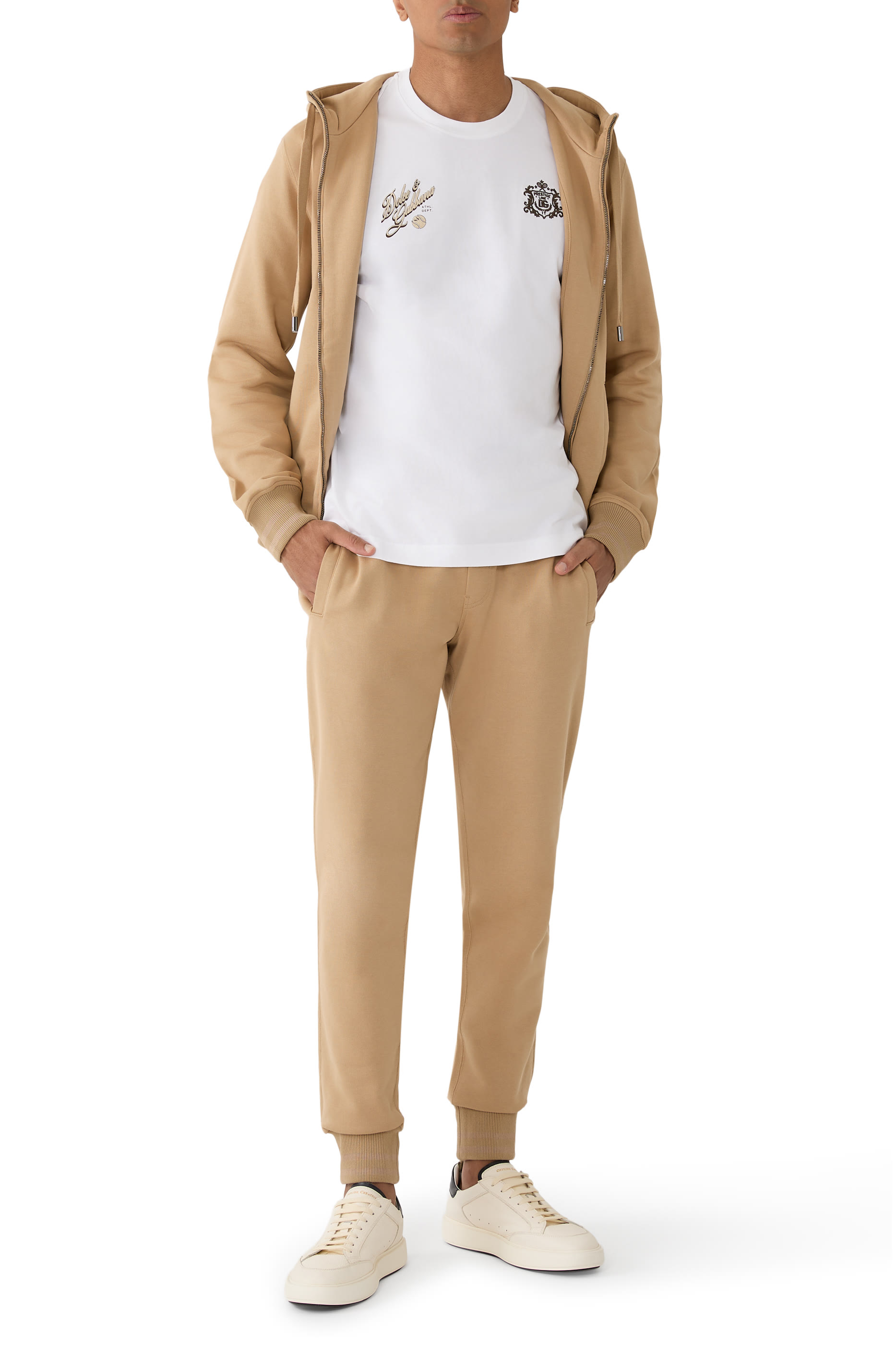 نيشيرت بشعار الماركة