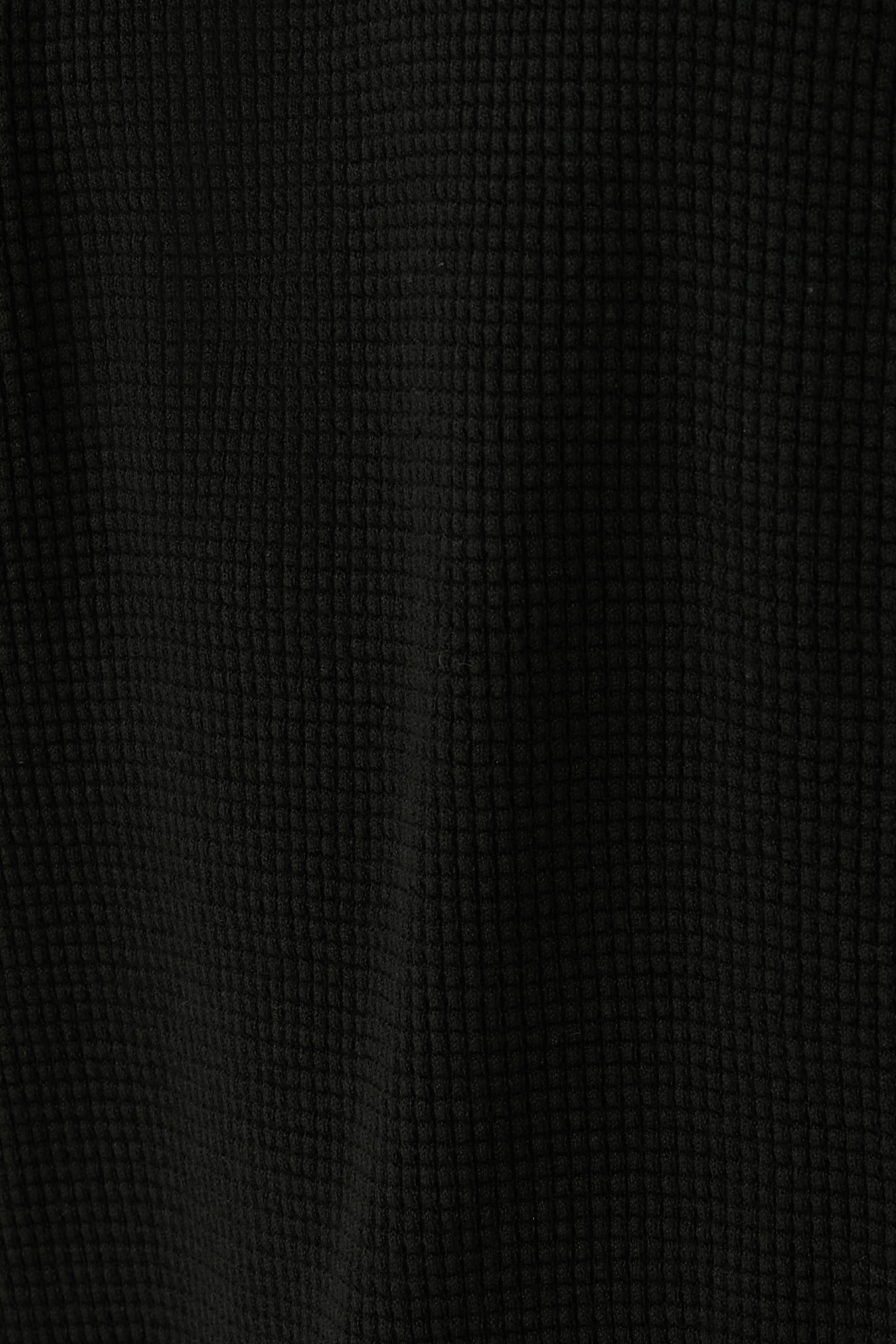 كنزة ناينتيز بياقة ضيقة وشعار الماركة نسيج متشابك