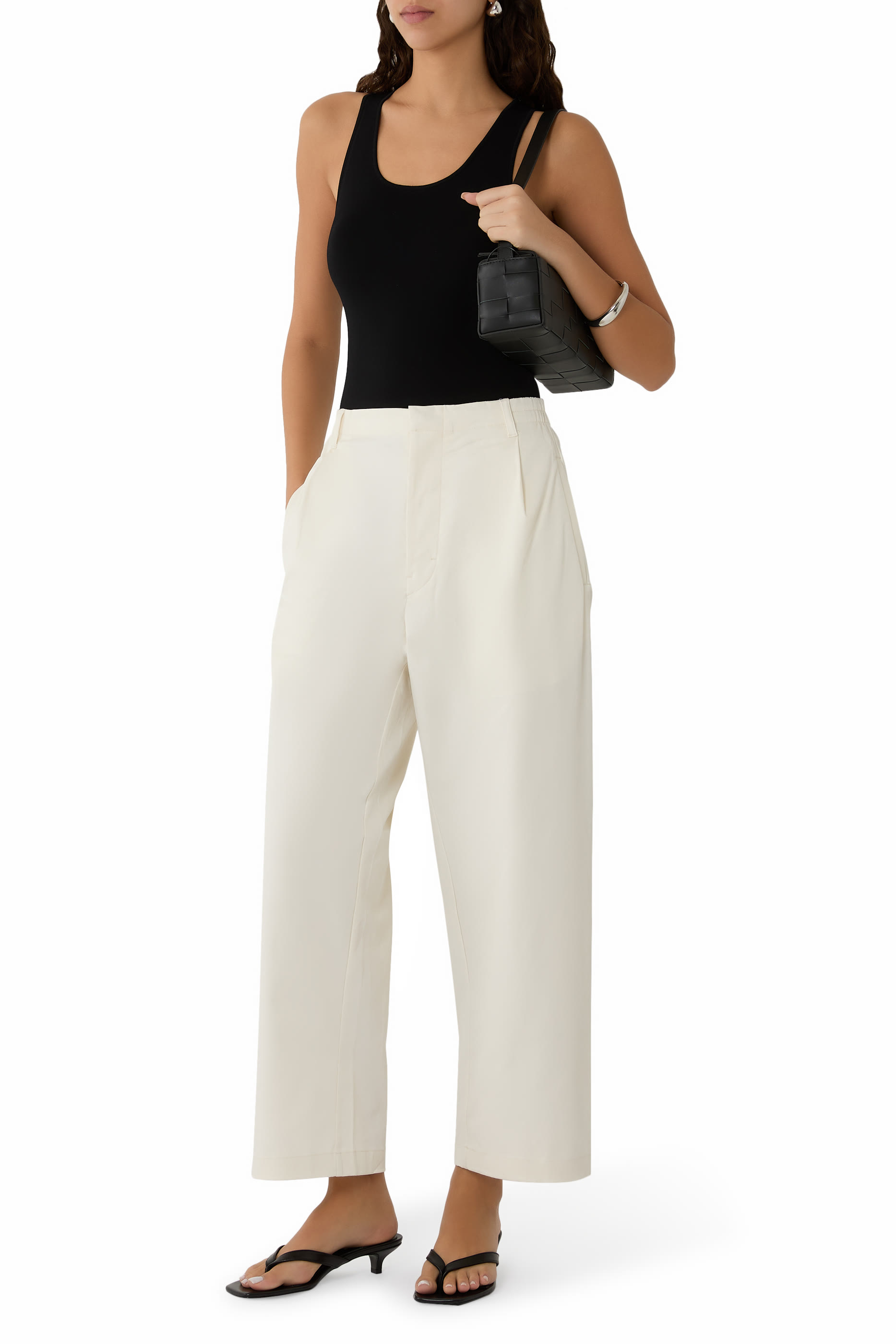 بنطال سانكتواري