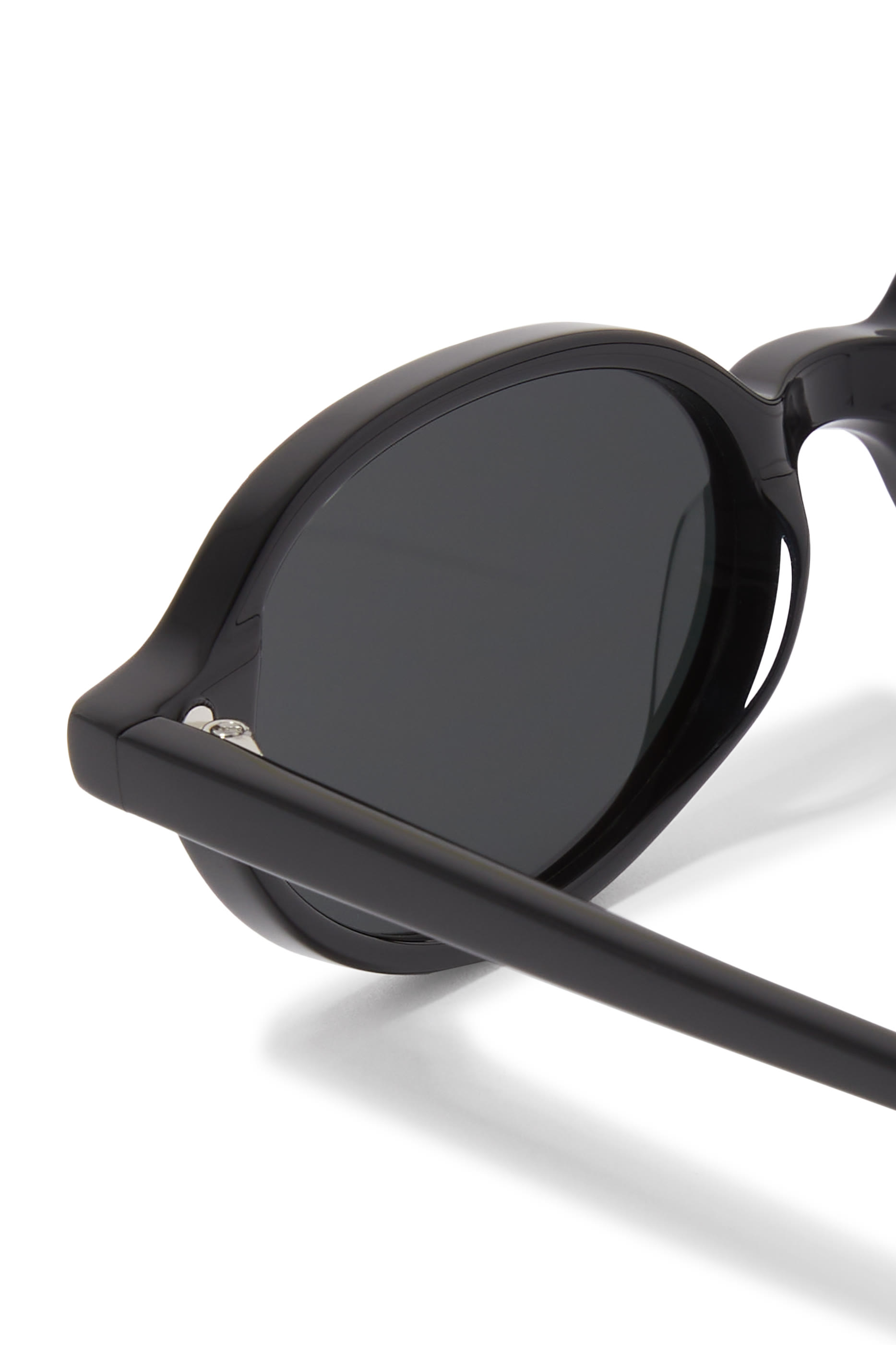 نظارة شمسية نور