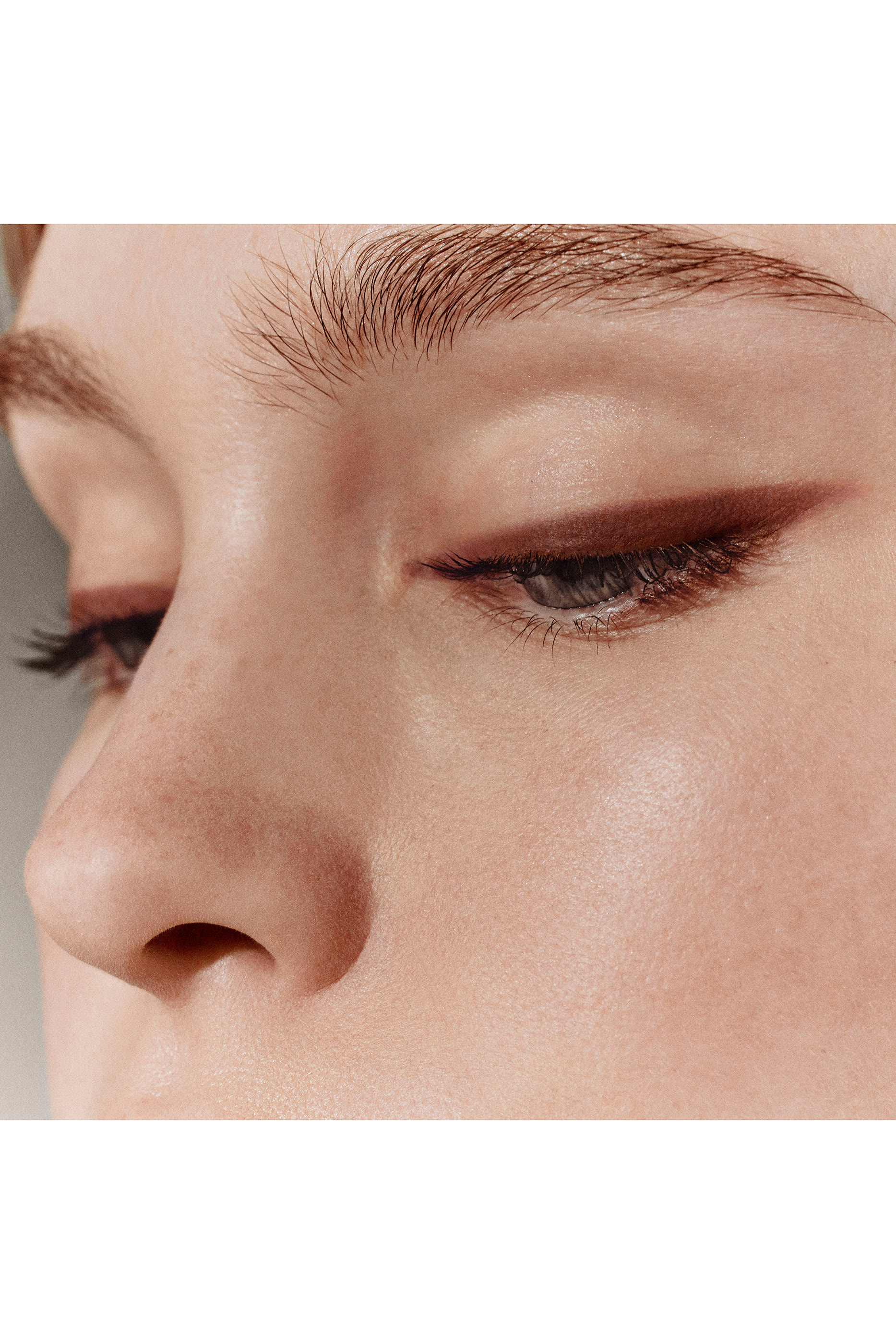 قلم لتحديد العيون Trait d'Herm&egrave;s