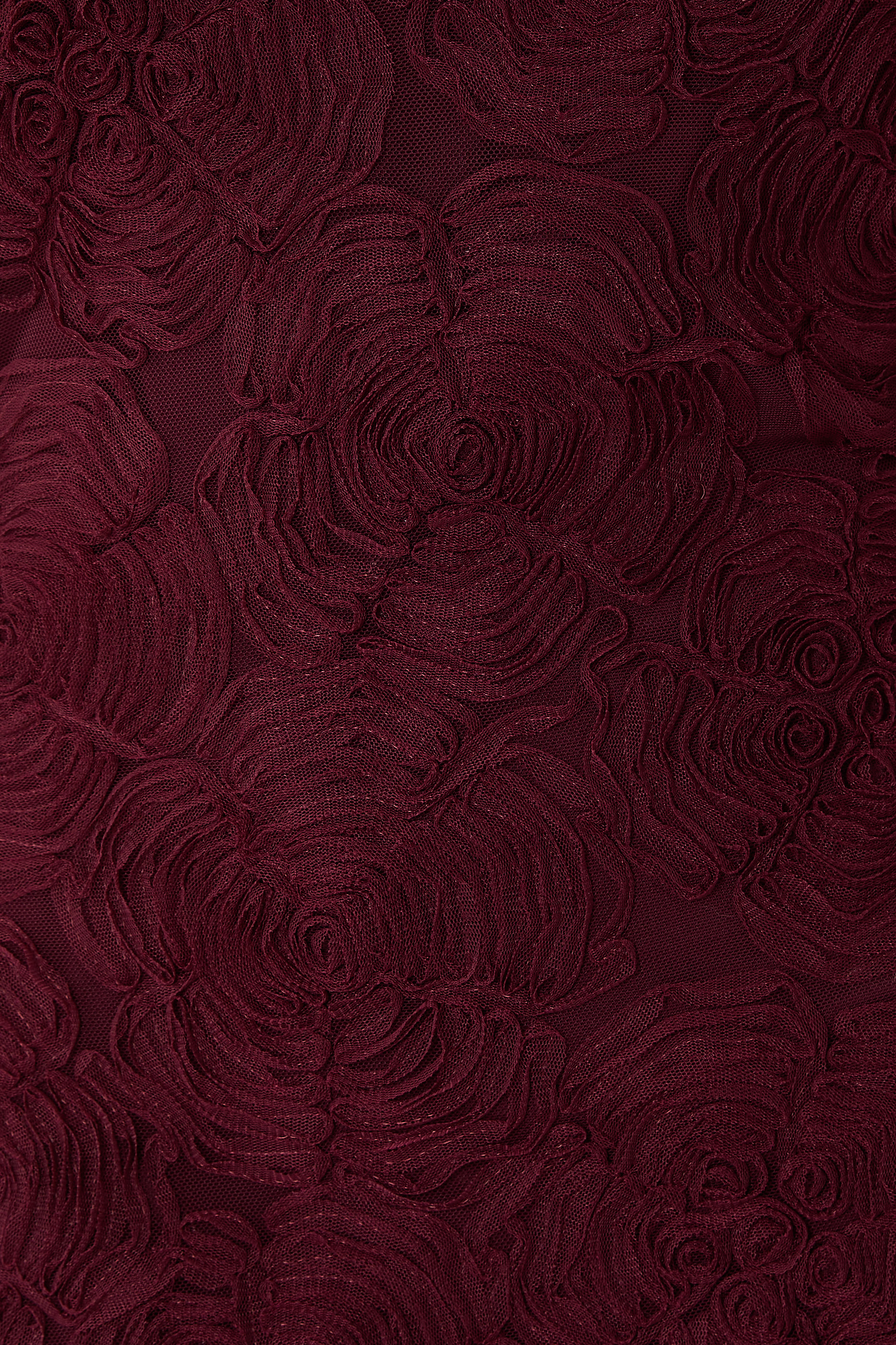 فستان متوسط الطول مزين بكشكش قماش شبكي