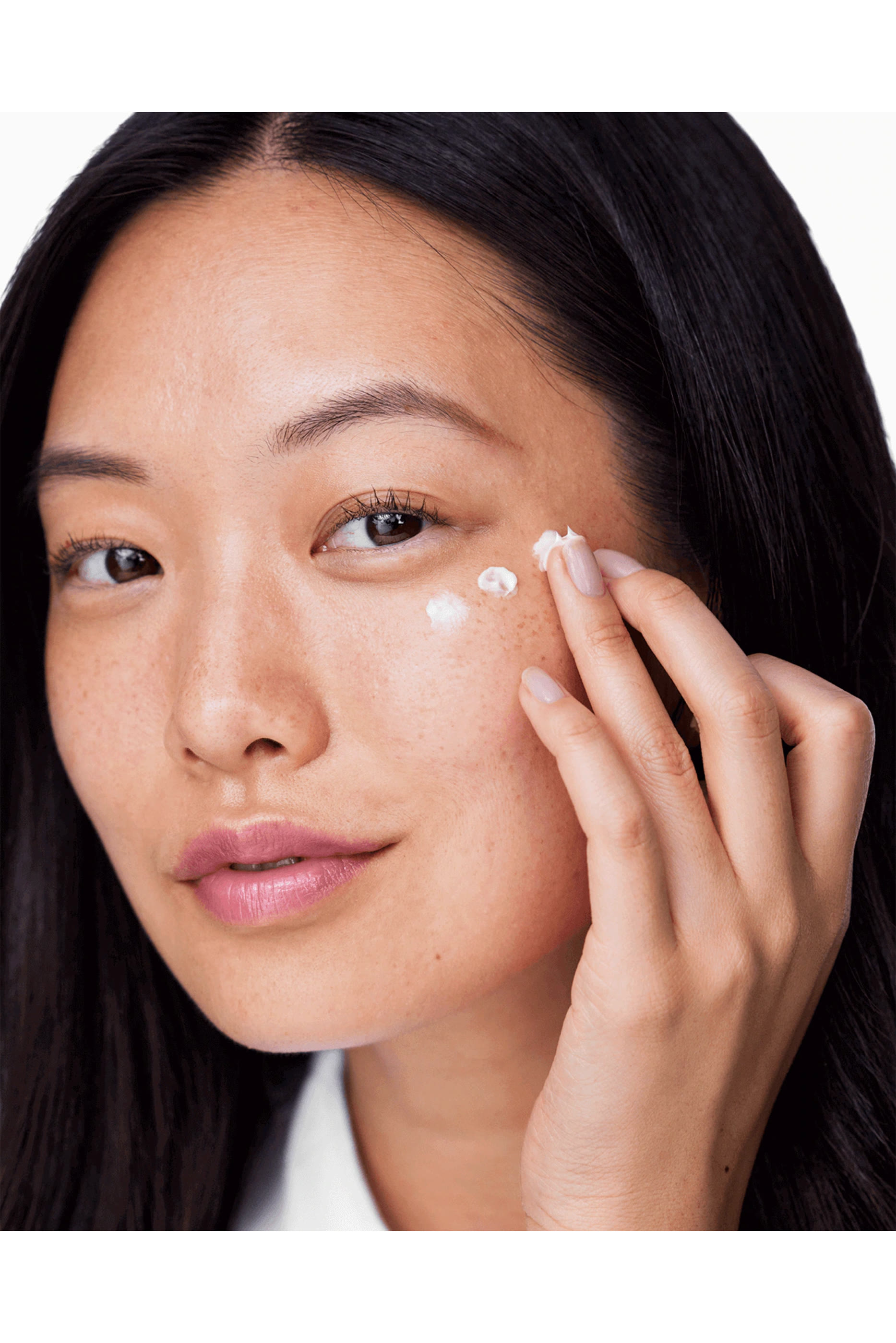 Hydrate + Glow: Moisture Surge Set For All-Over Dewy Hydration