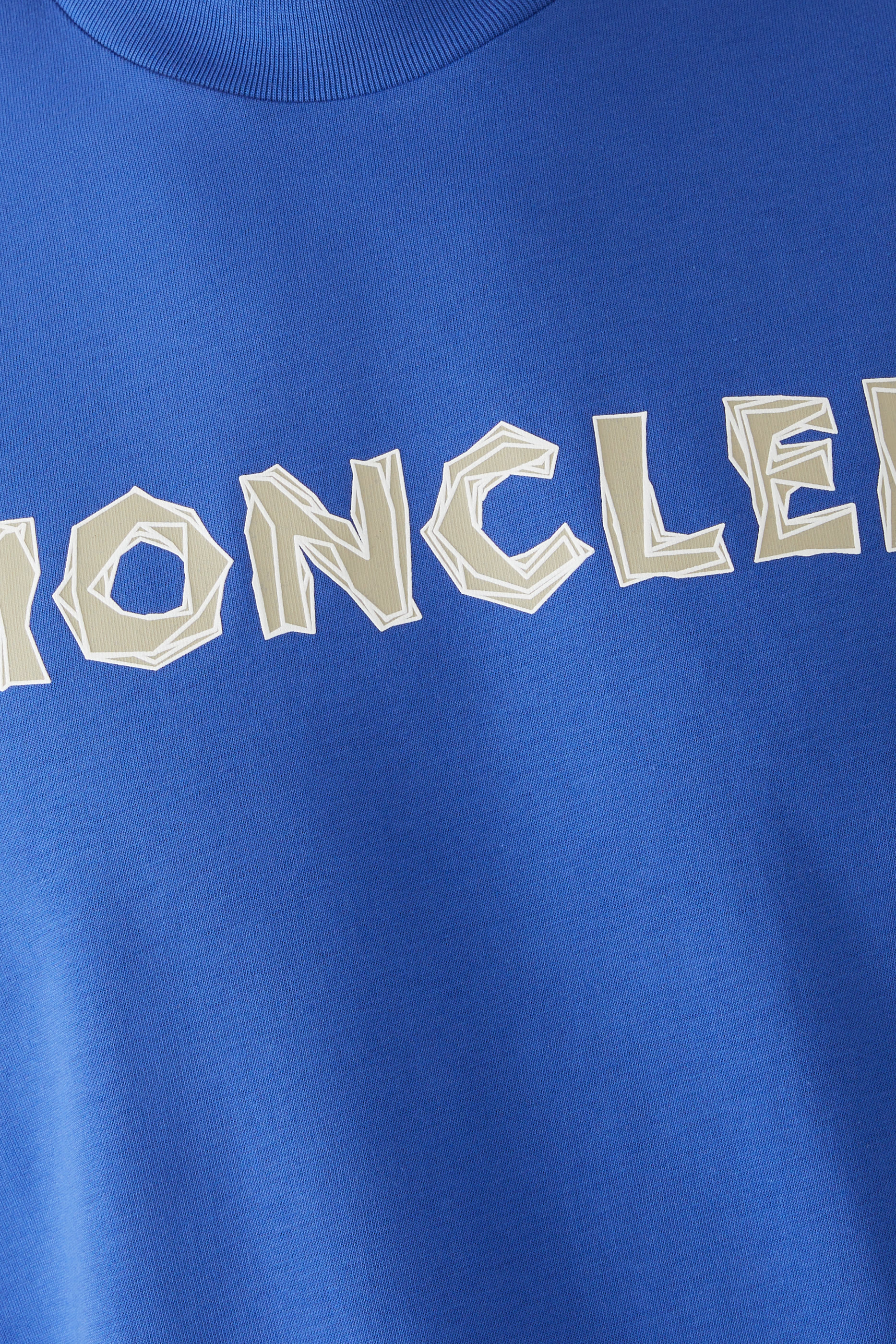 تيشيرت بشعار الماركة