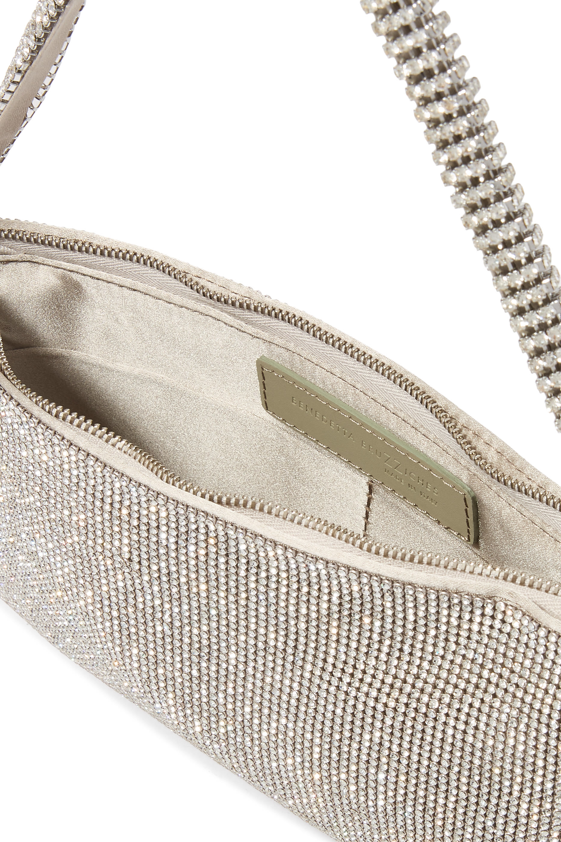 كلاتش يور بيست فرند لا جراند