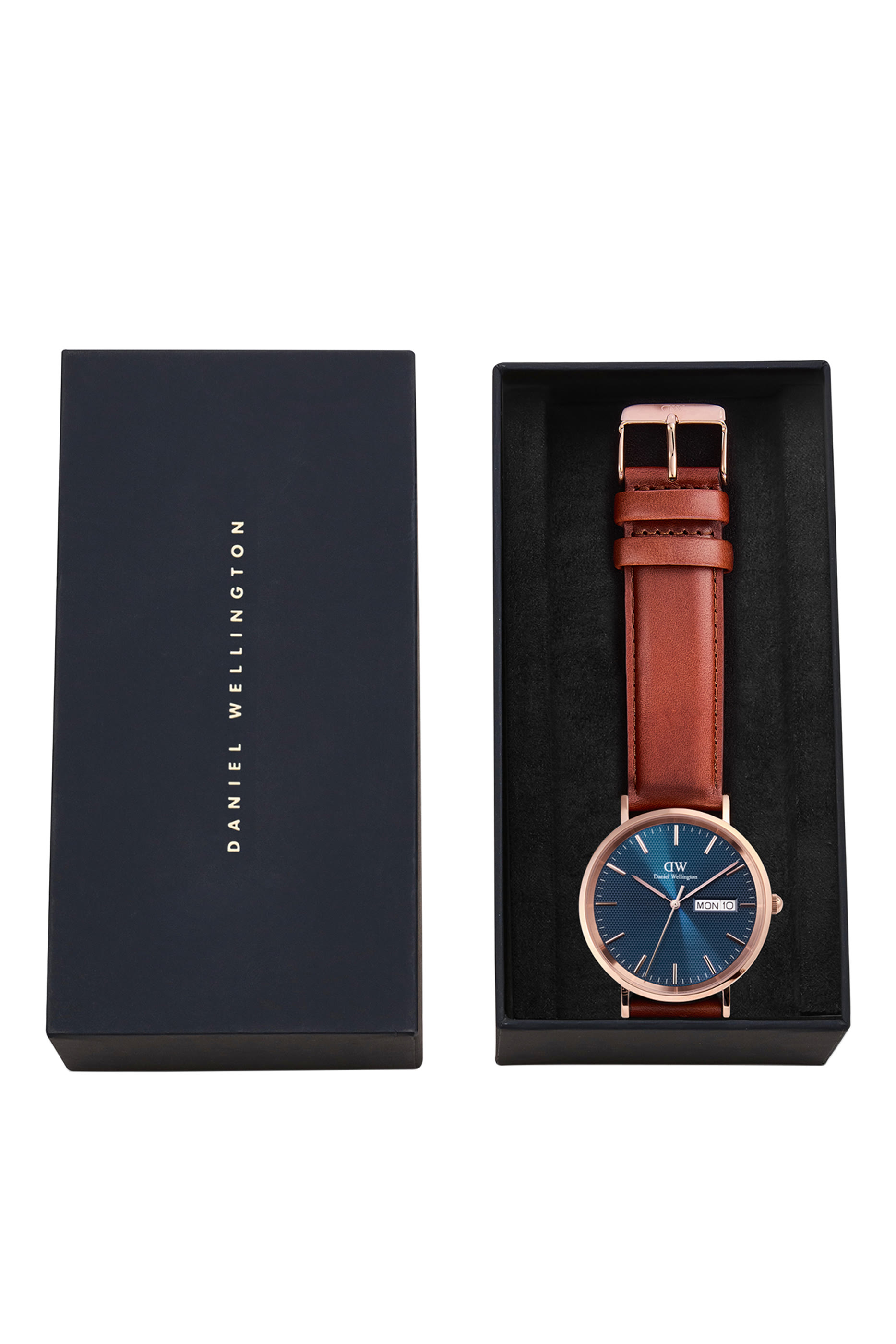 ساعة كلاسيك بخاصية عرض اليوم