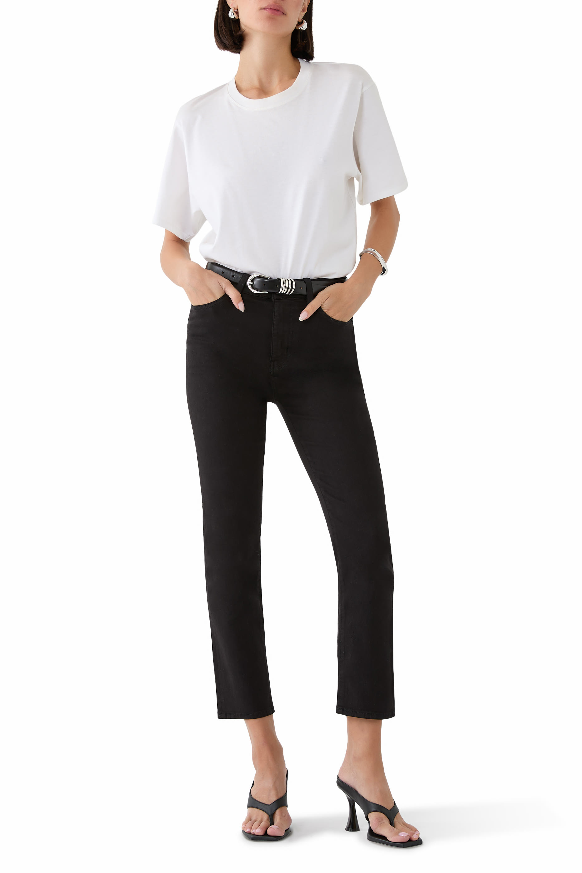 بنطال بقصة ساق مستقيمة بخصر مرتفع